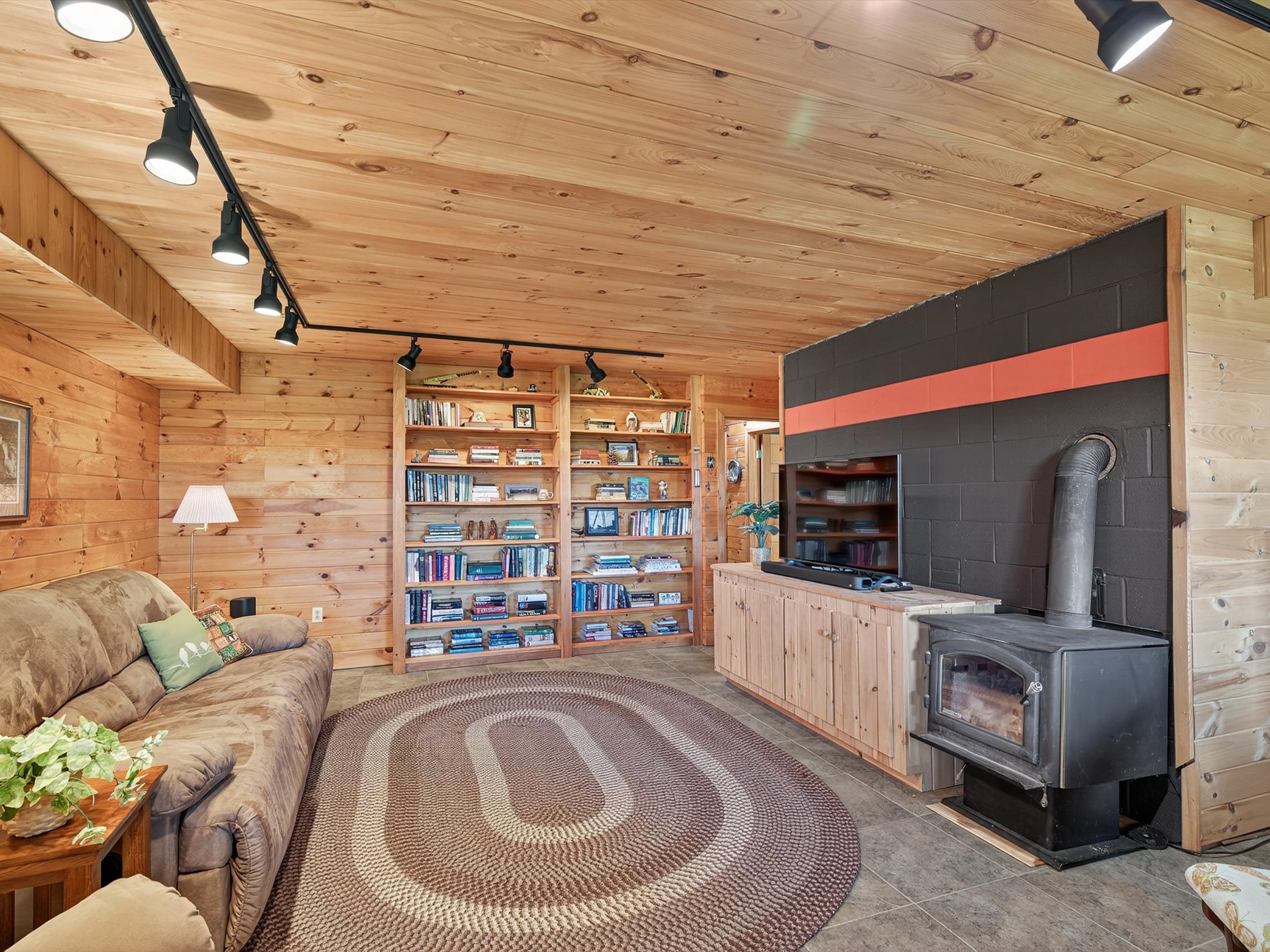 1494 Mountain Road Orrtanna PA 17353