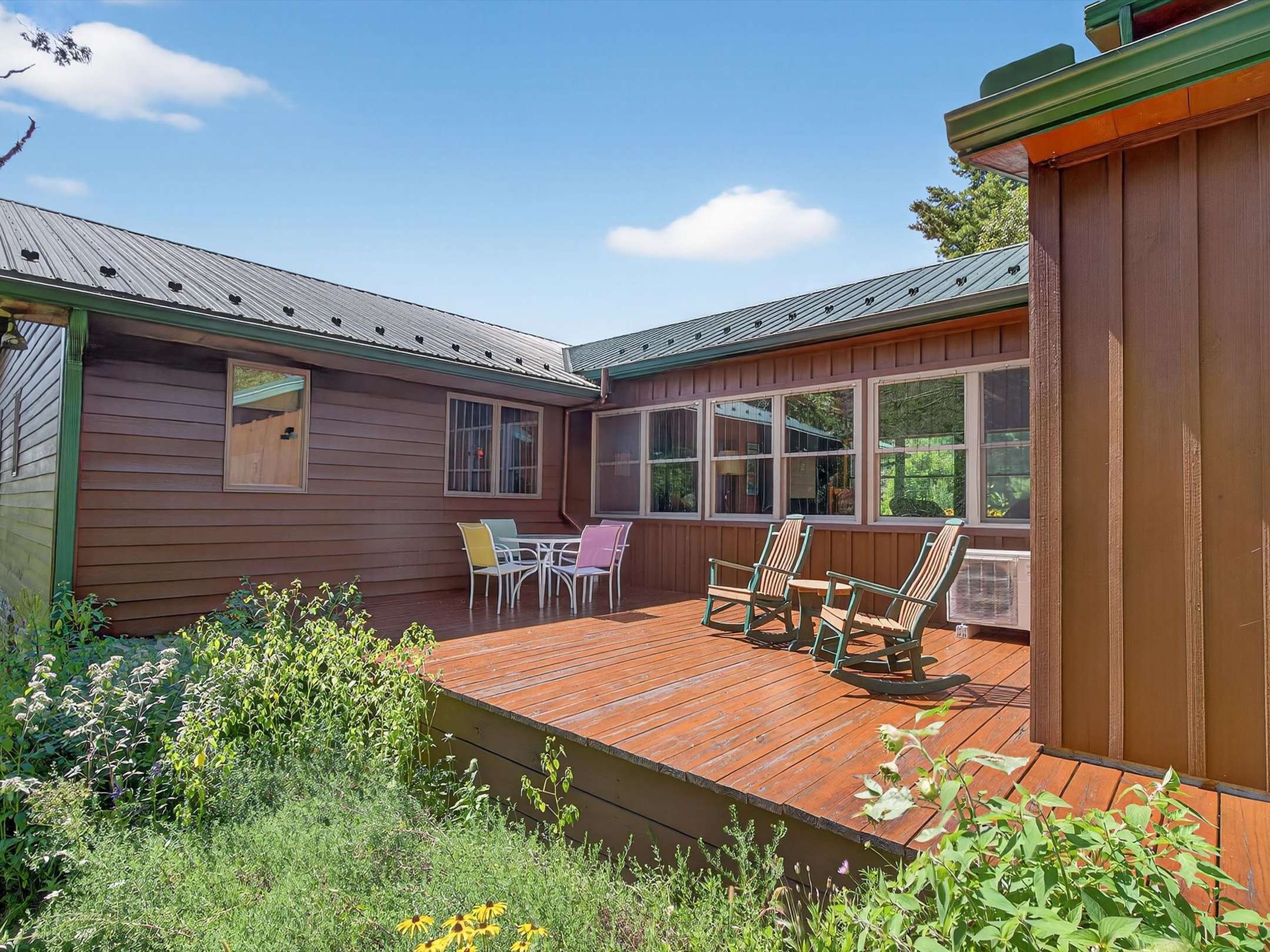 1494 Mountain Road Orrtanna PA 17353