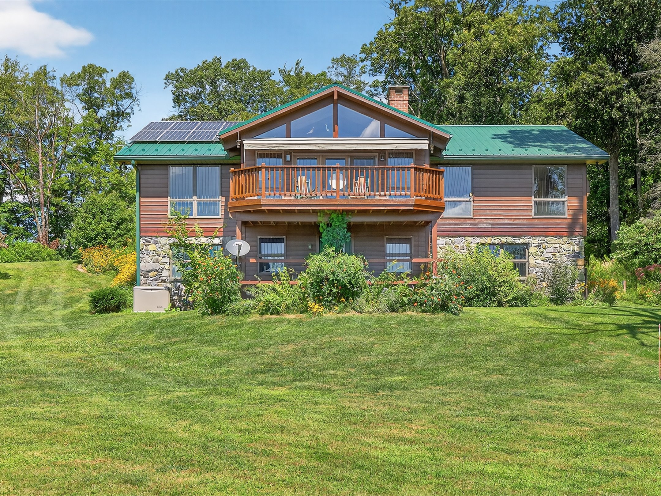 1494 Mountain Road Orrtanna PA 17353