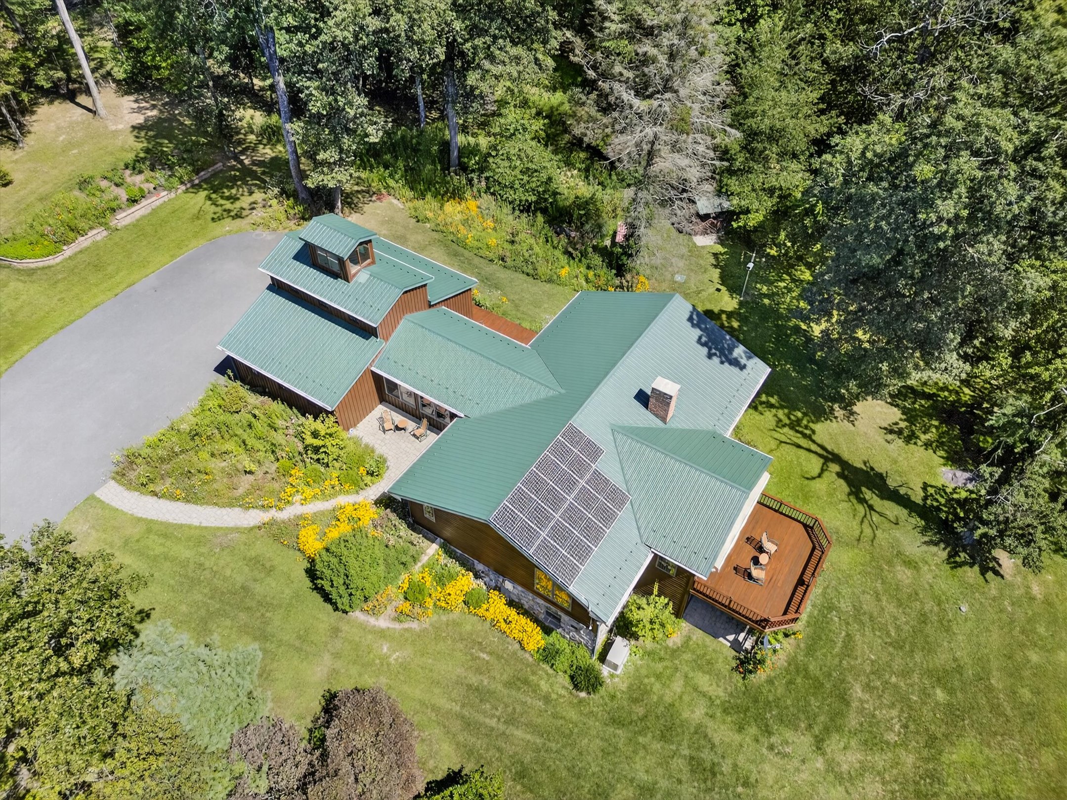 1494 Mountain Road Orrtanna PA 17353