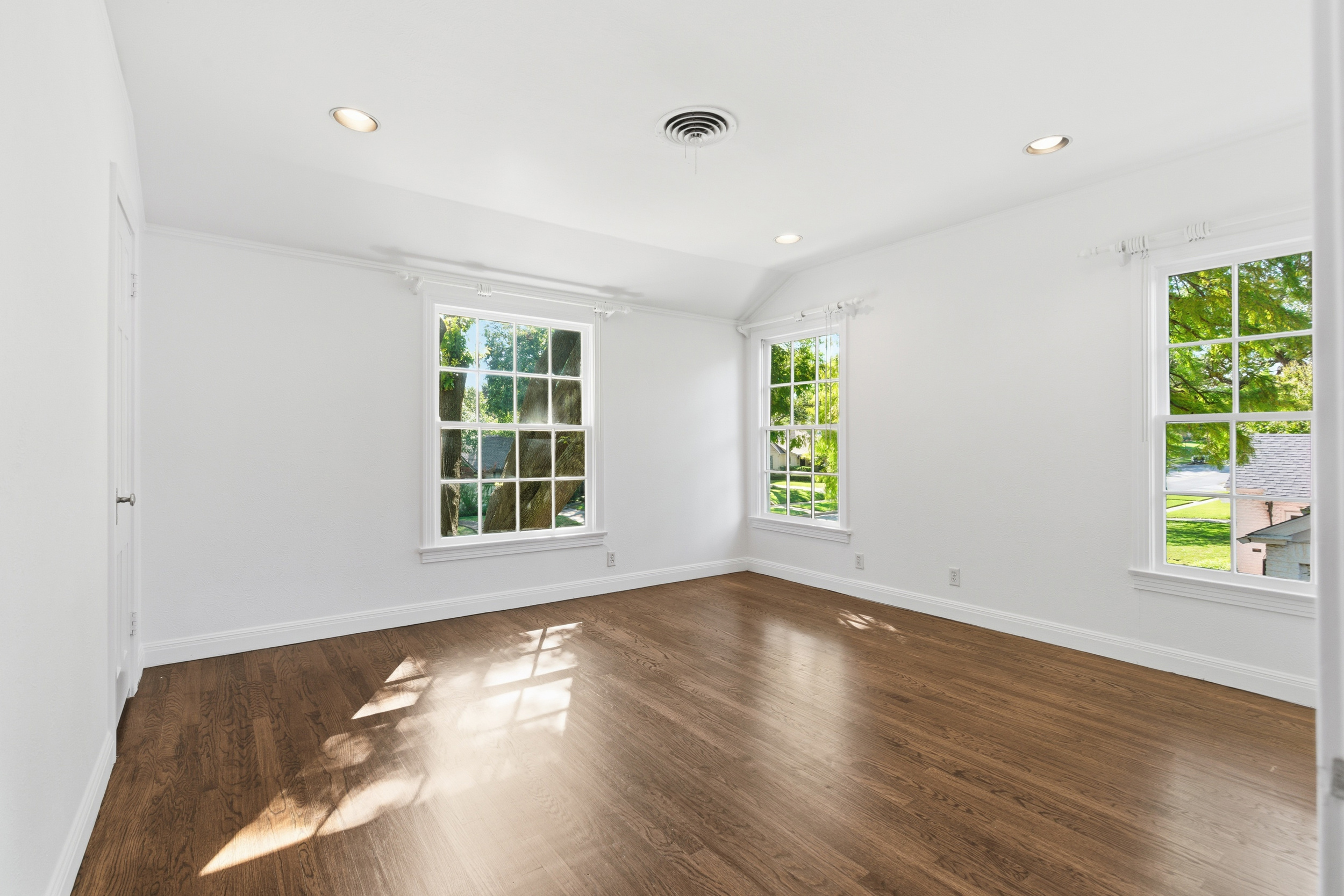 4224 Pershing Avenue Fort Worth TX 76107
