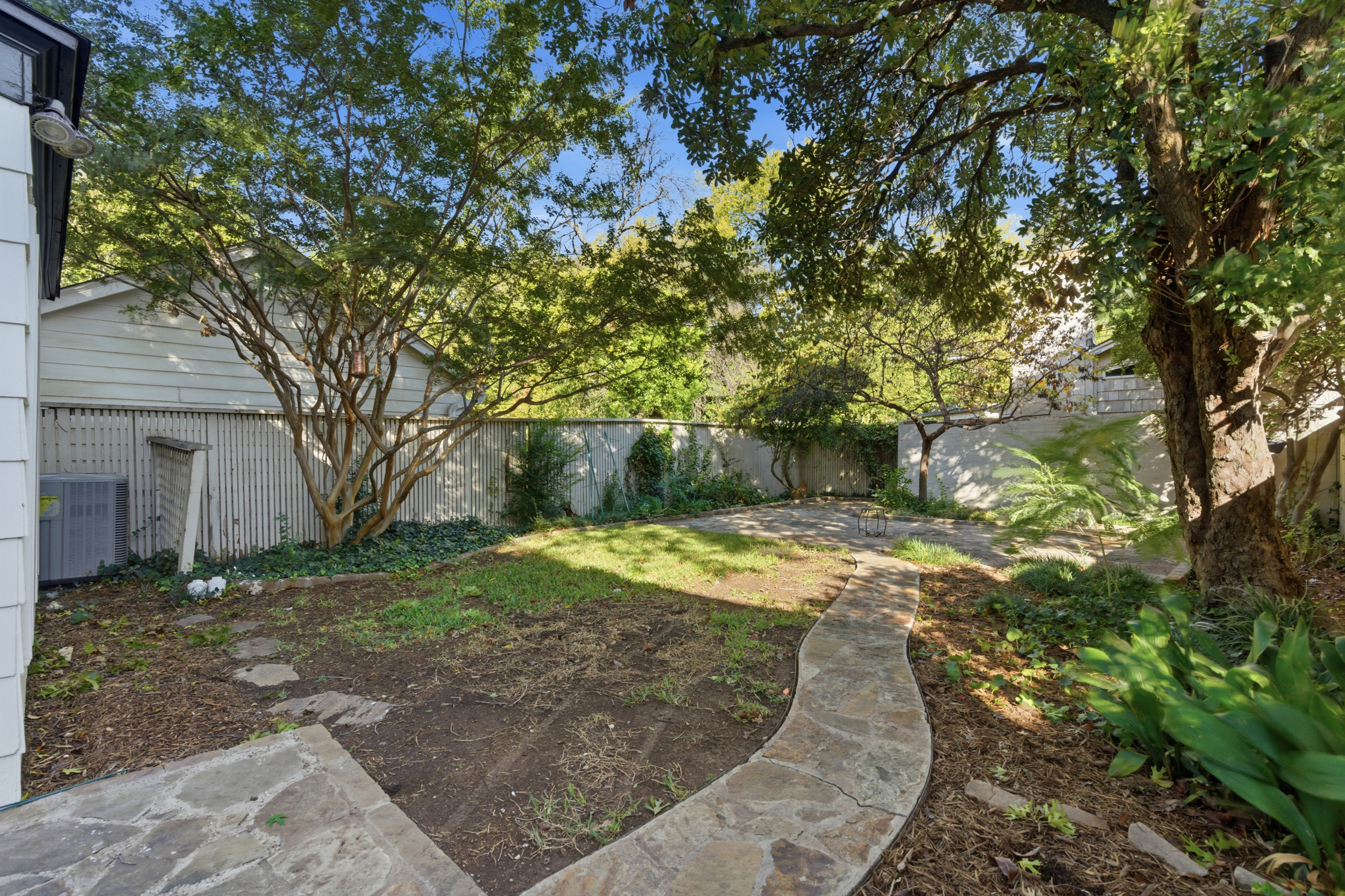 4224 Pershing Avenue Fort Worth TX 76107