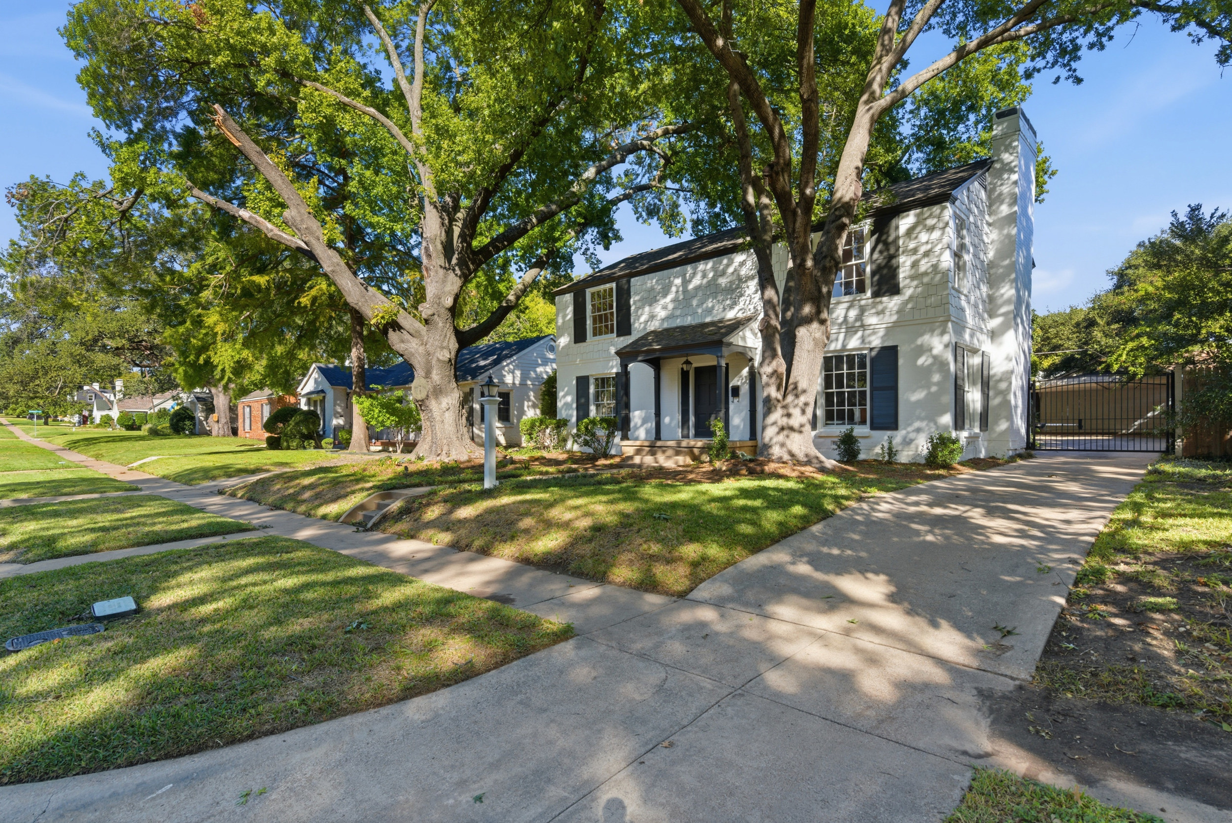 4224 Pershing Avenue Fort Worth TX 76107
