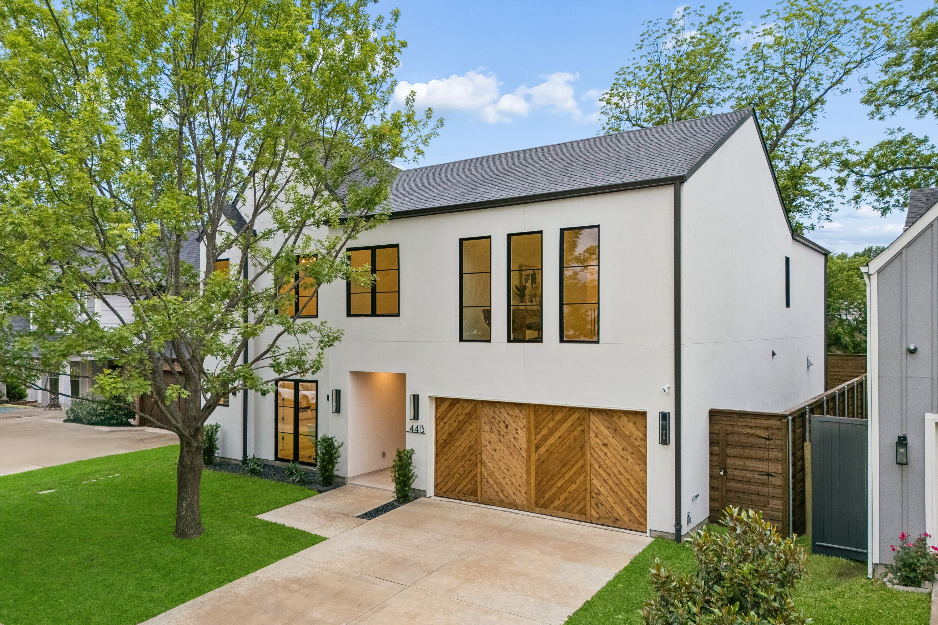 4413 Somerville Avenue Dallas TX 75206