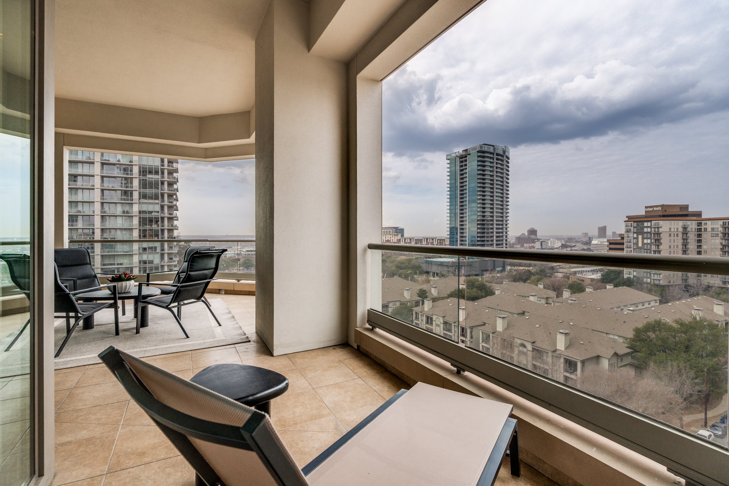 2300 Wolf Street Dallas TX 75201