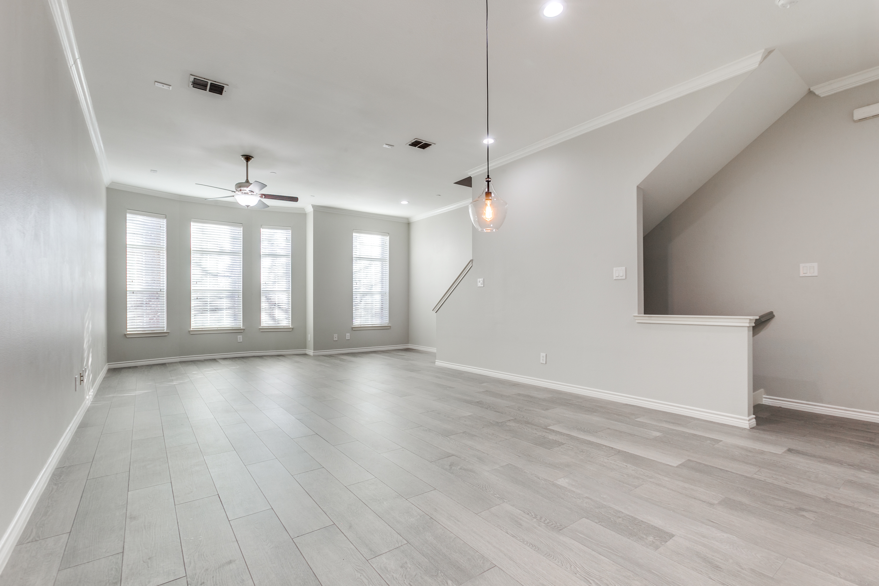 15819 Breedlove Place Addison TX 75001