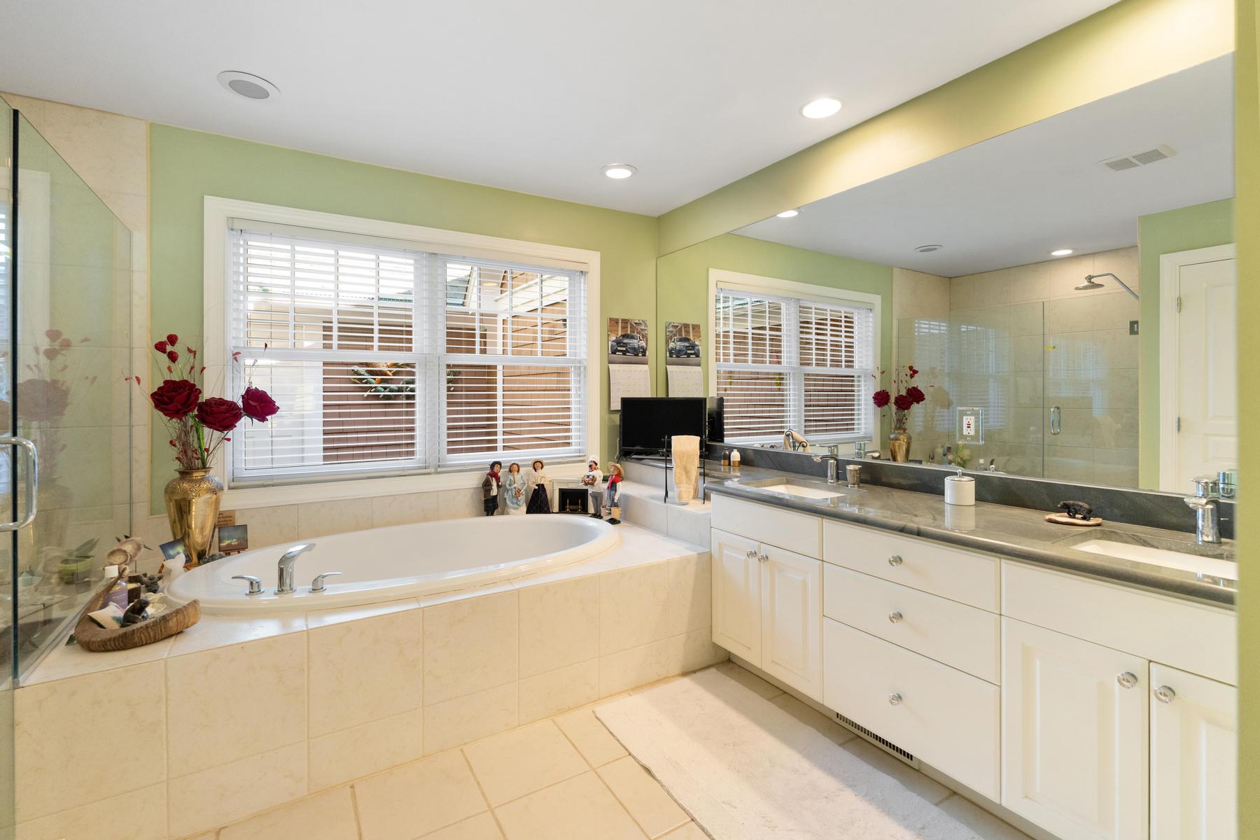 4251 Pinehurst Lane Harbor Springs MI 49740