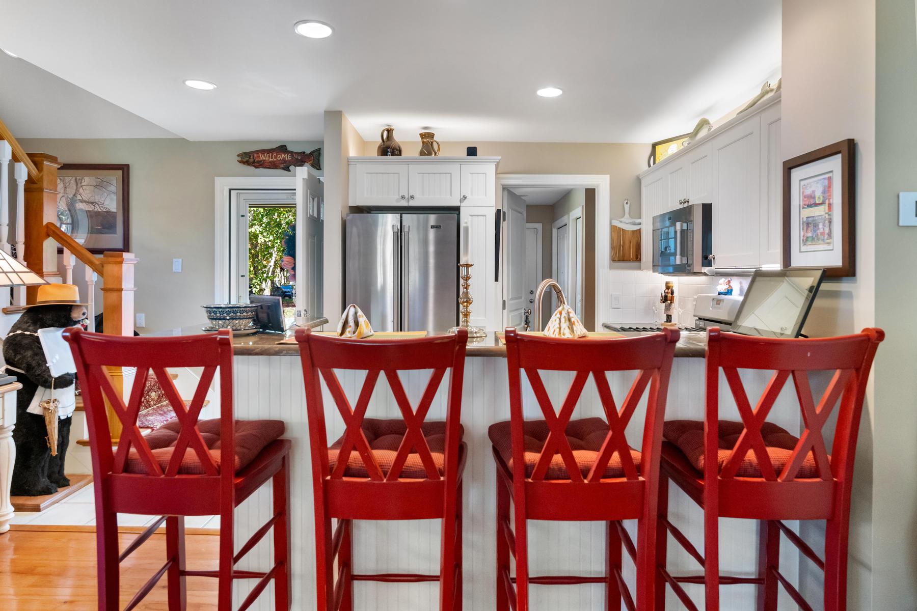 4251 Pinehurst Lane Harbor Springs MI 49740