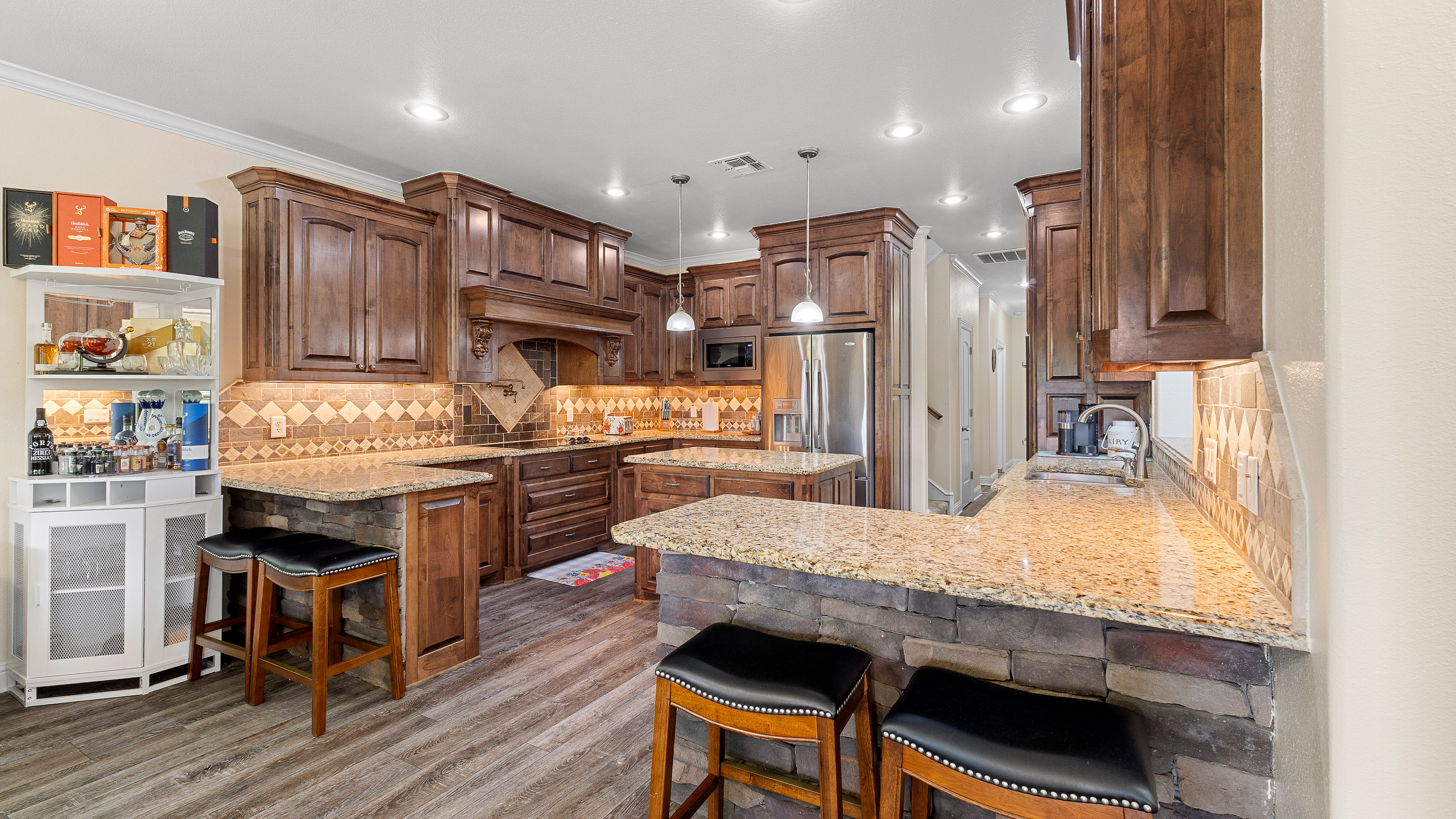 1411 County Road 4120 Atlanta TX 75551