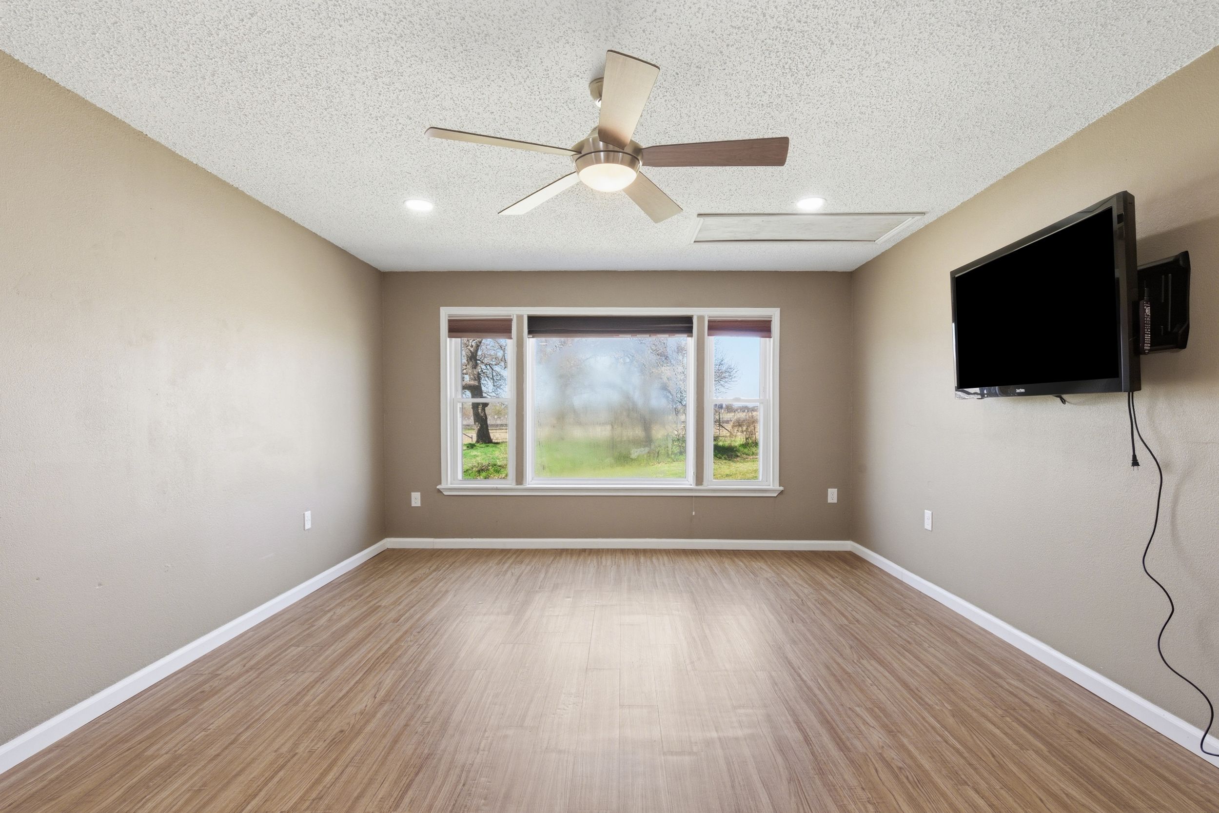 755 County Road 4280 Decatur TX 76234