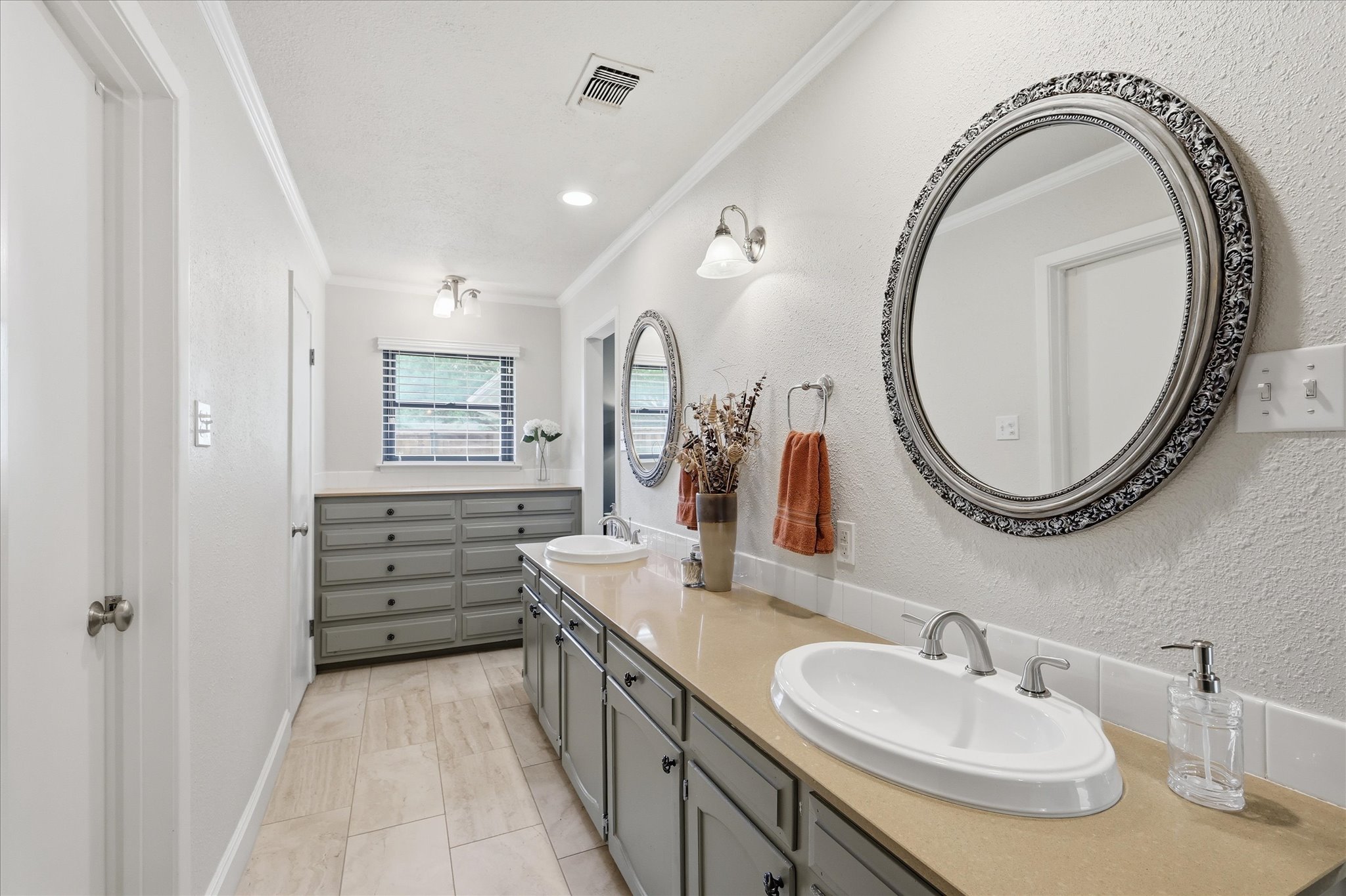 7200 Tamarack Road Benbrook TX 76116