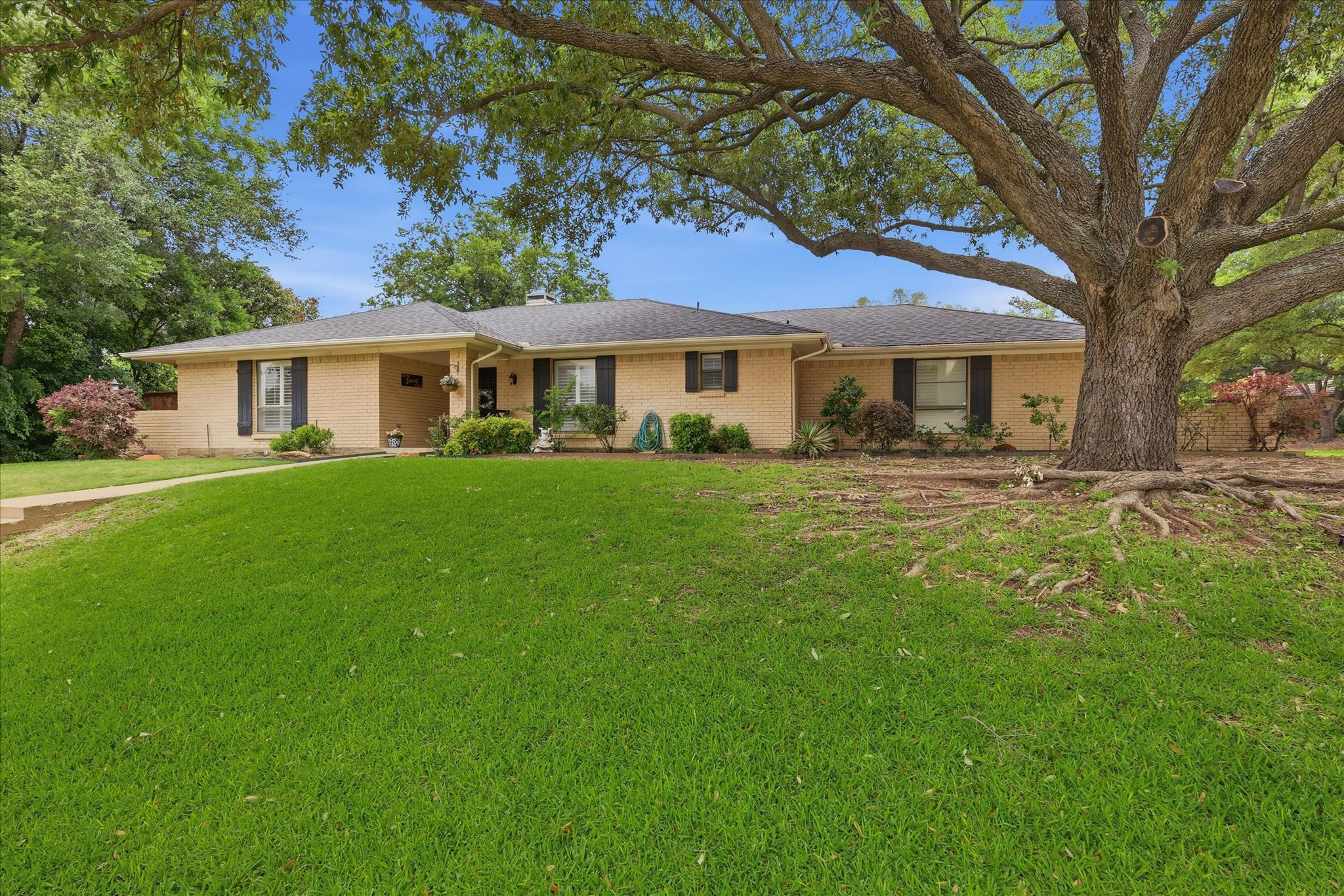 7200 Tamarack Road Benbrook TX 76116