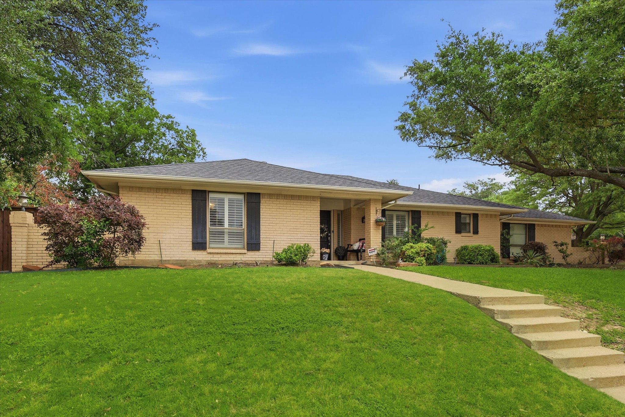 7200 Tamarack Road Benbrook TX 76116