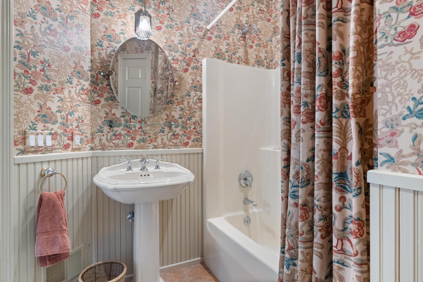 6460 Quarry Ridge Drive Bay Harbor MI 49770