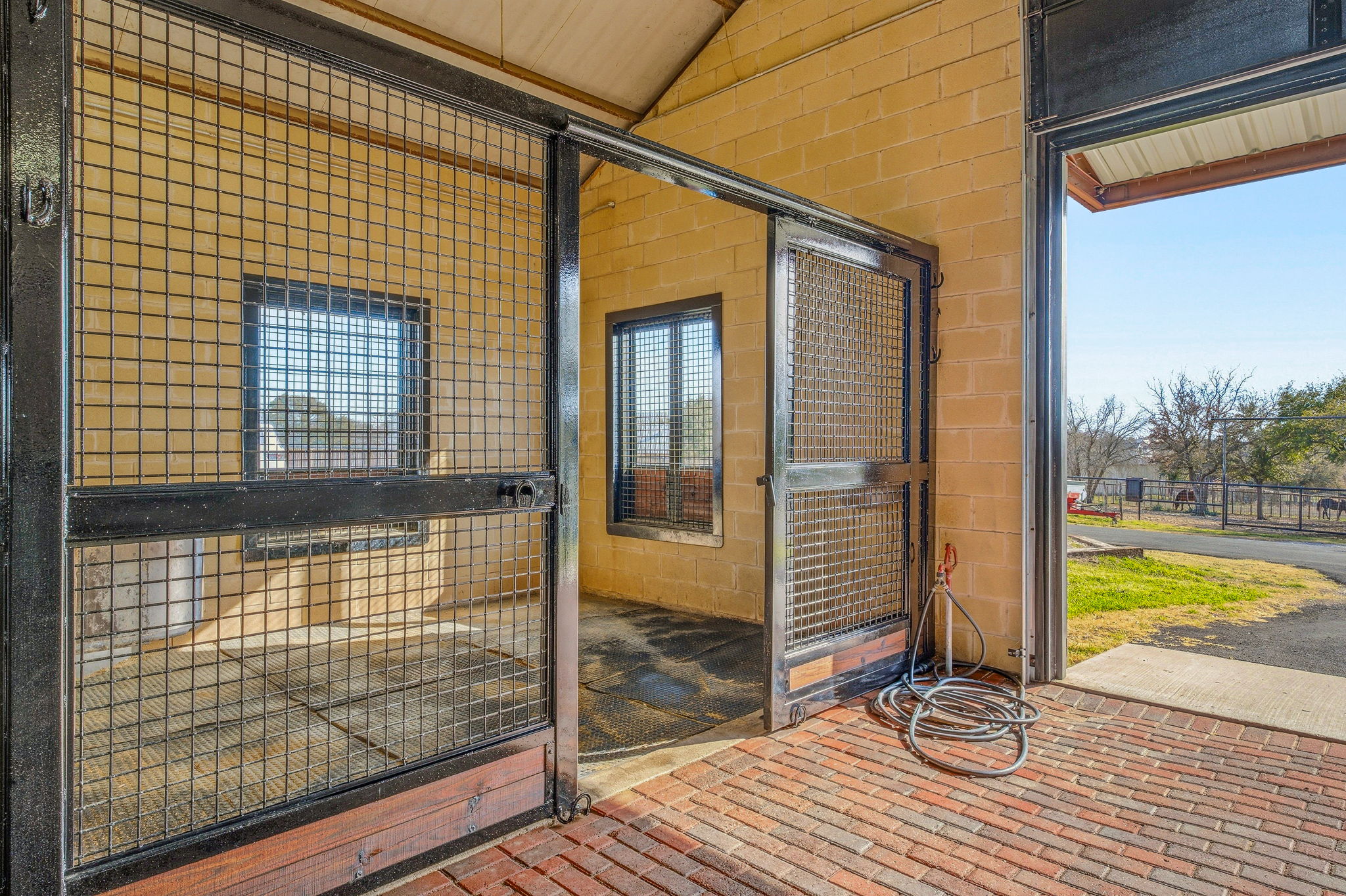 221 Silver Spur Weatherford TX 76087