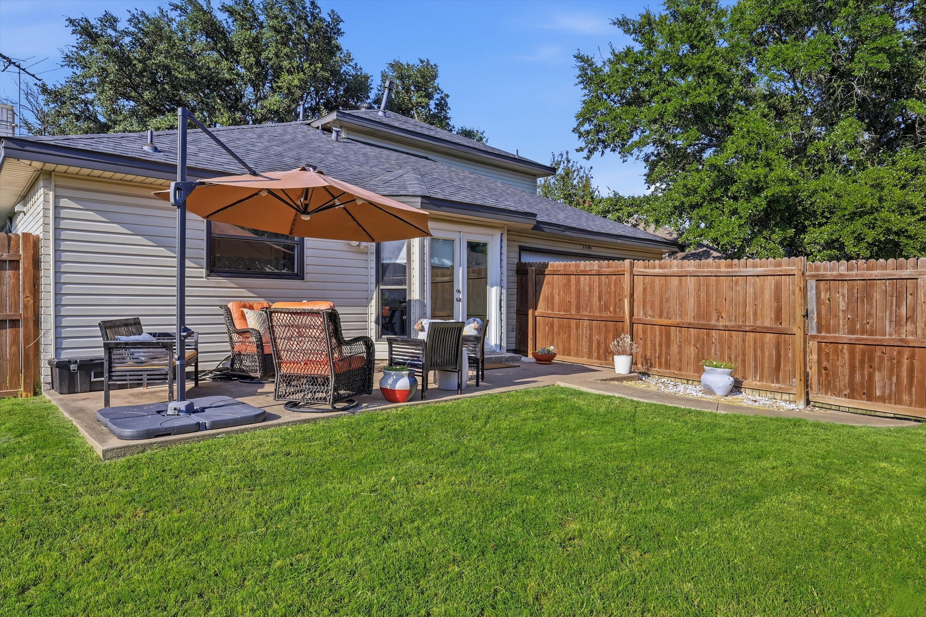 7606 Beverly Drive Rowlett TX 75089