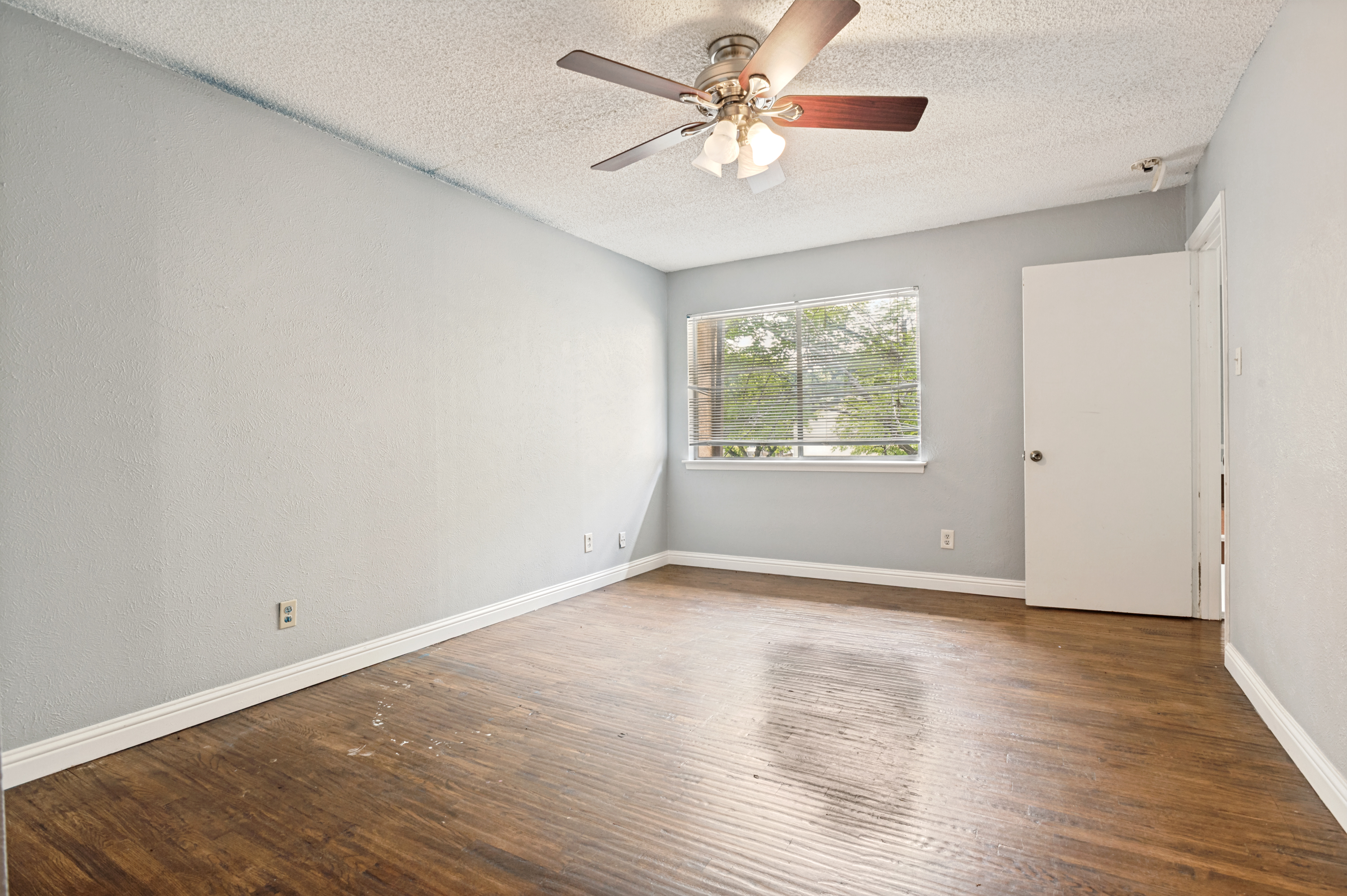 5808 Harvest Hill Road Dallas TX 75230
