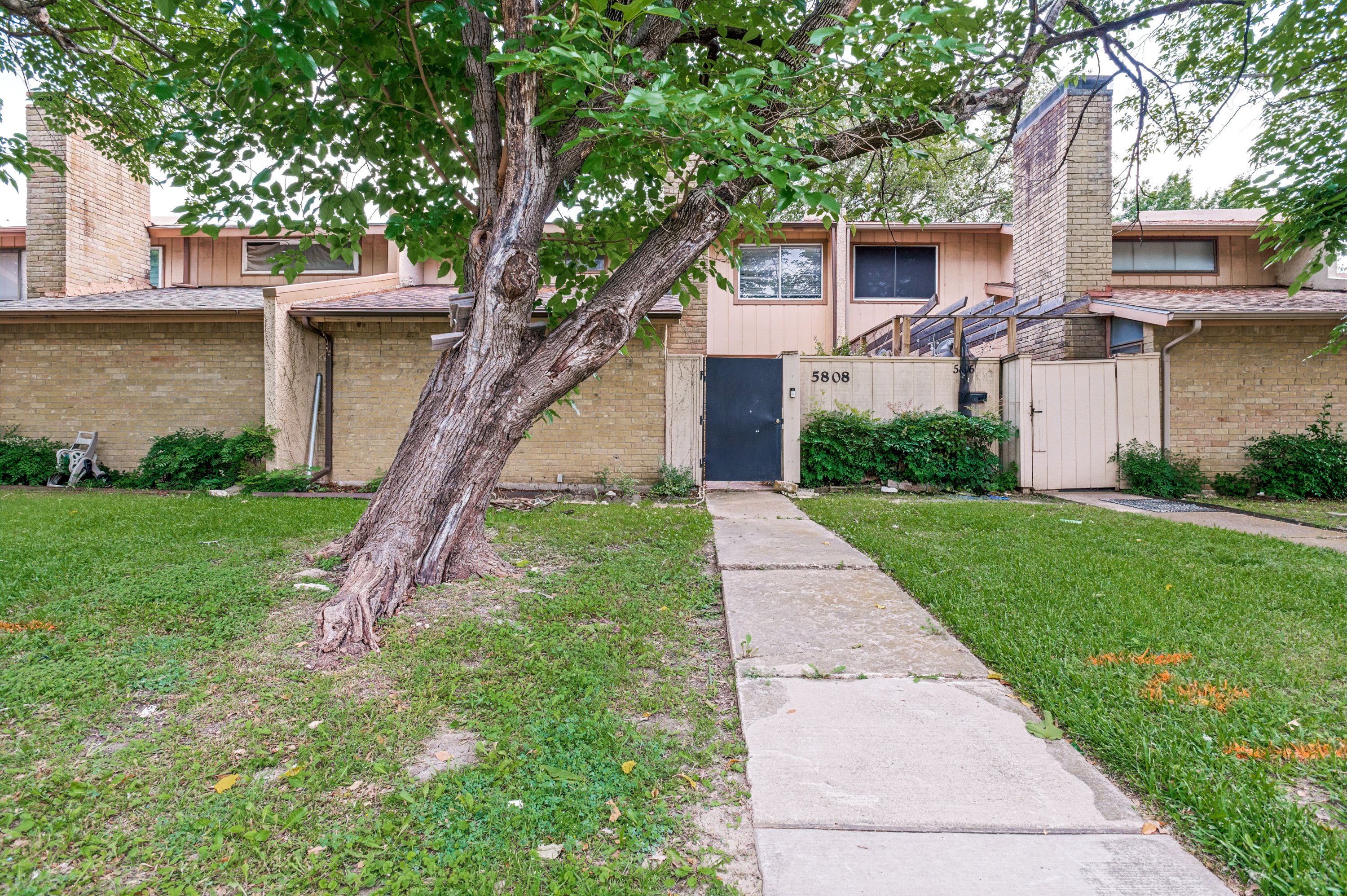 5808 Harvest Hill Road Dallas TX 75230