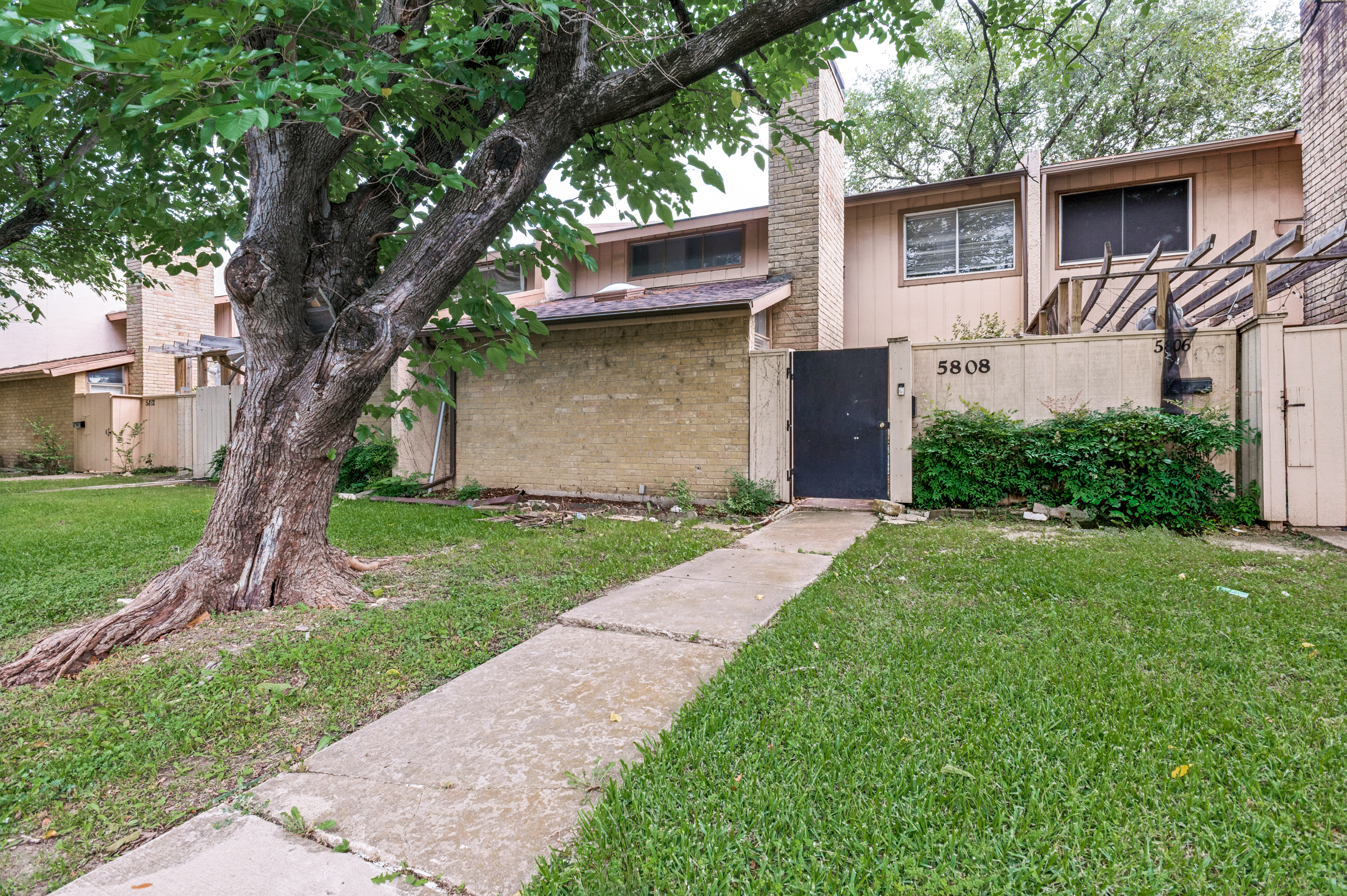 5808 Harvest Hill Road Dallas TX 75230