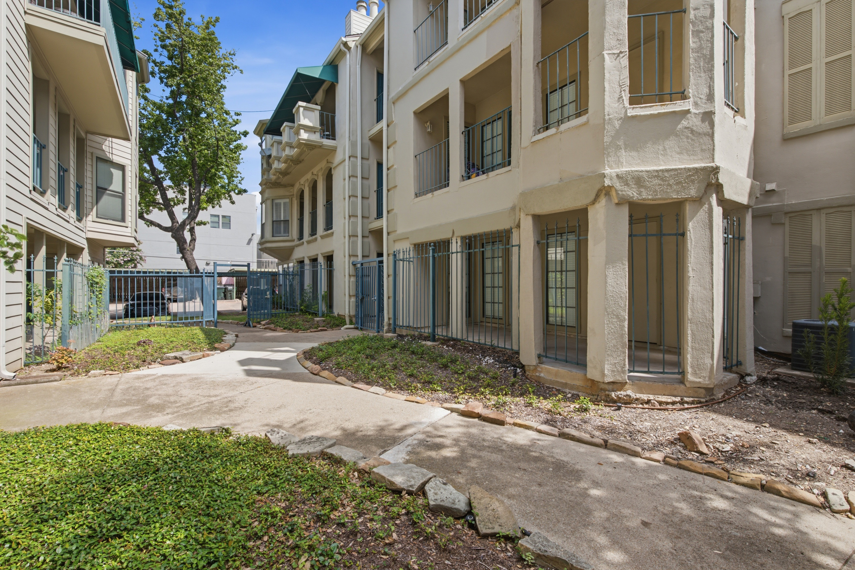 3105 San Jacinto Street Dallas TX 75204