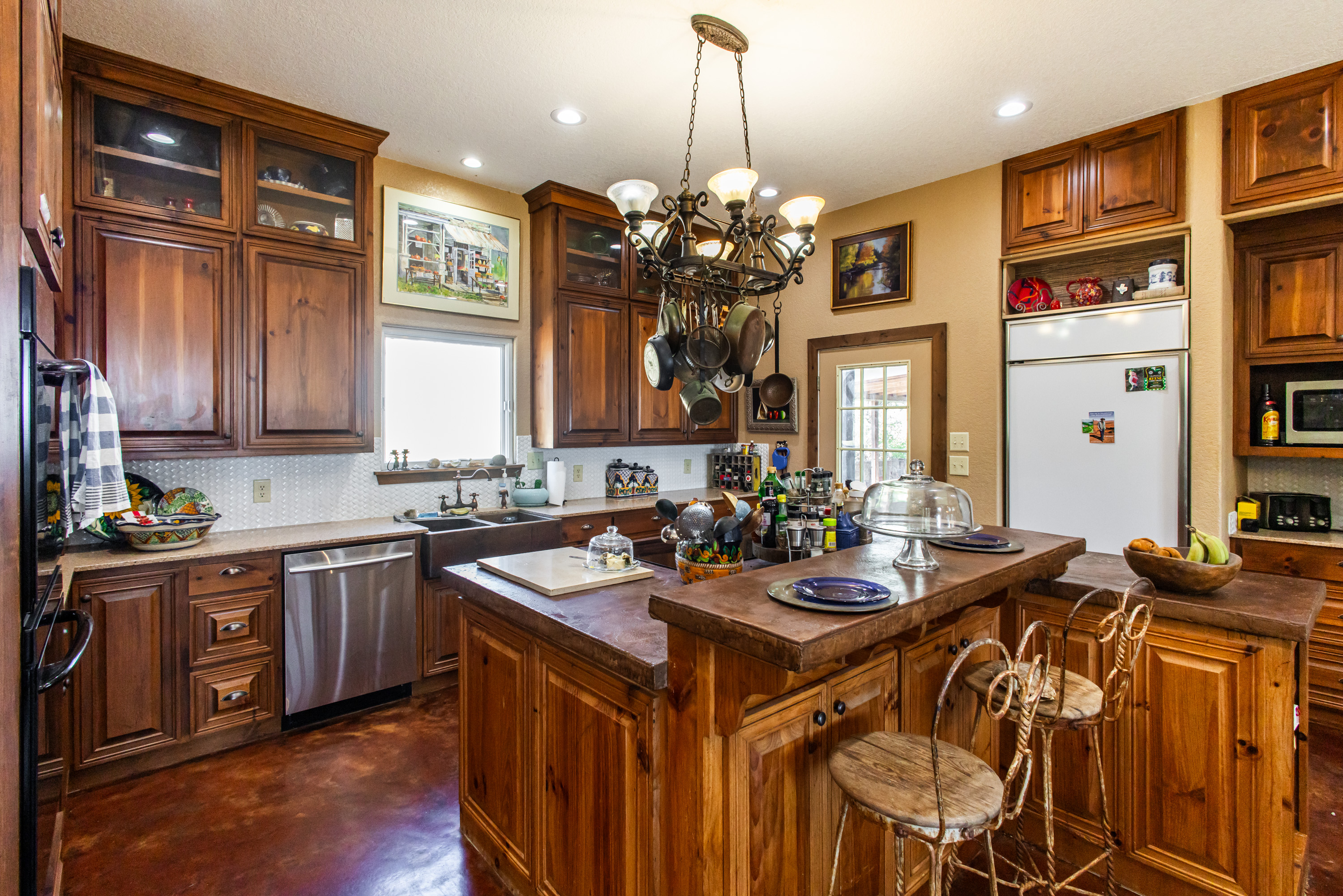 1775 Sunset Mountain Road Lipan TX 76462