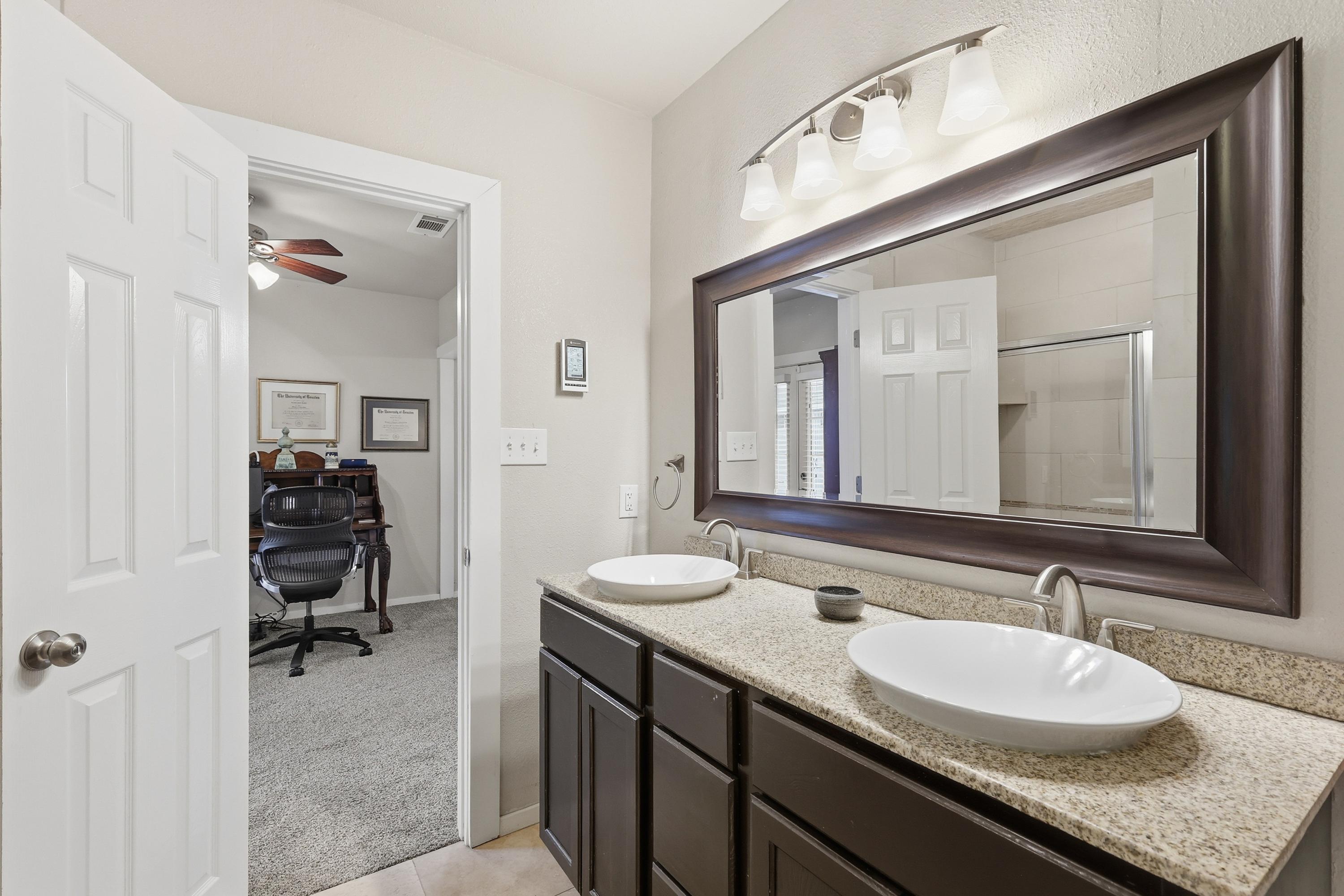 1300 Buck Avenue Fort Worth TX 76110