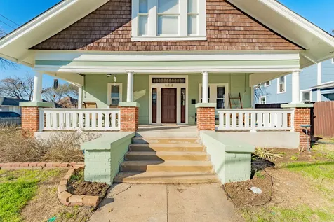 818 W Richmond Avenue Fort Worth TX 76110