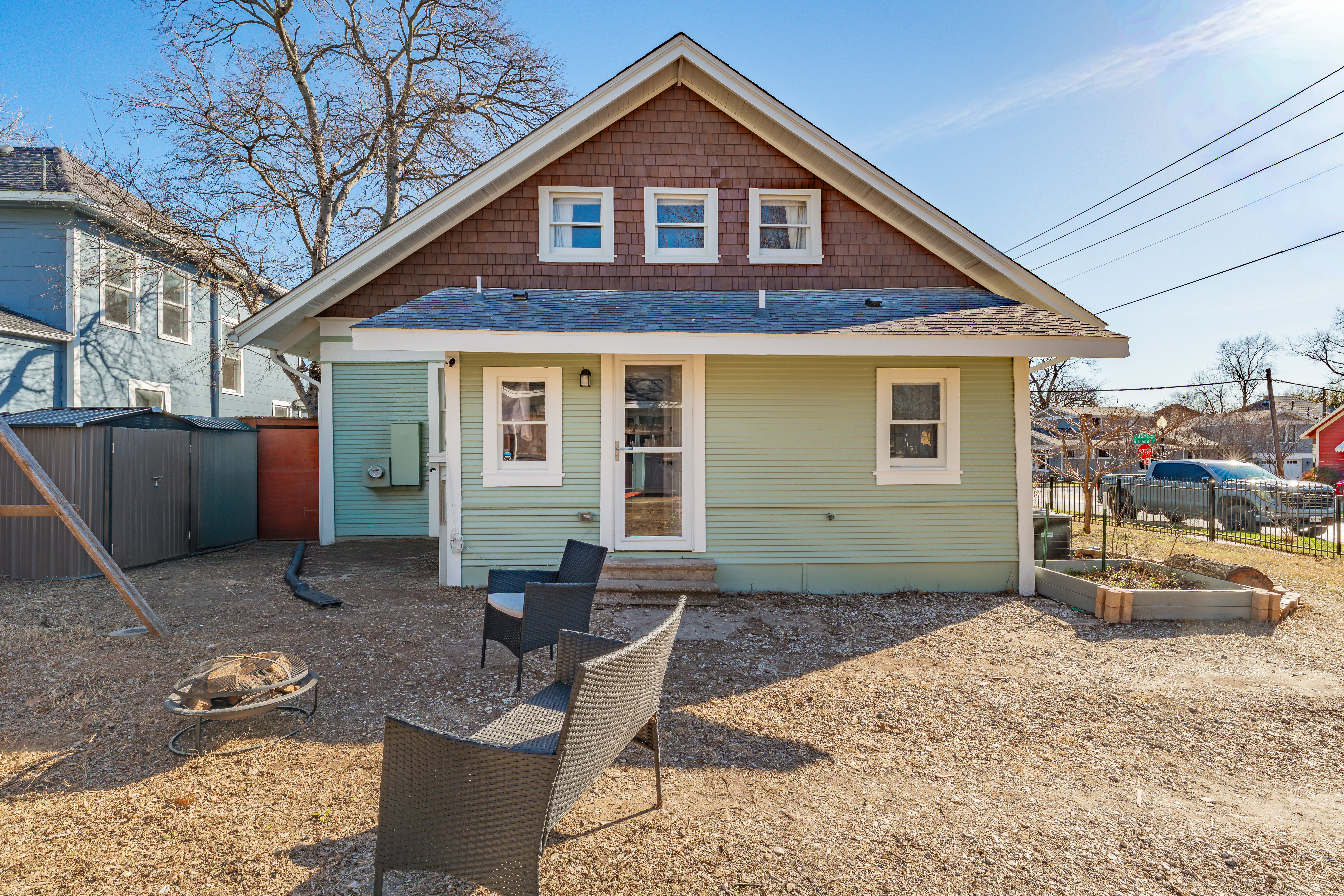 818 W Richmond Avenue Fort Worth TX 76110