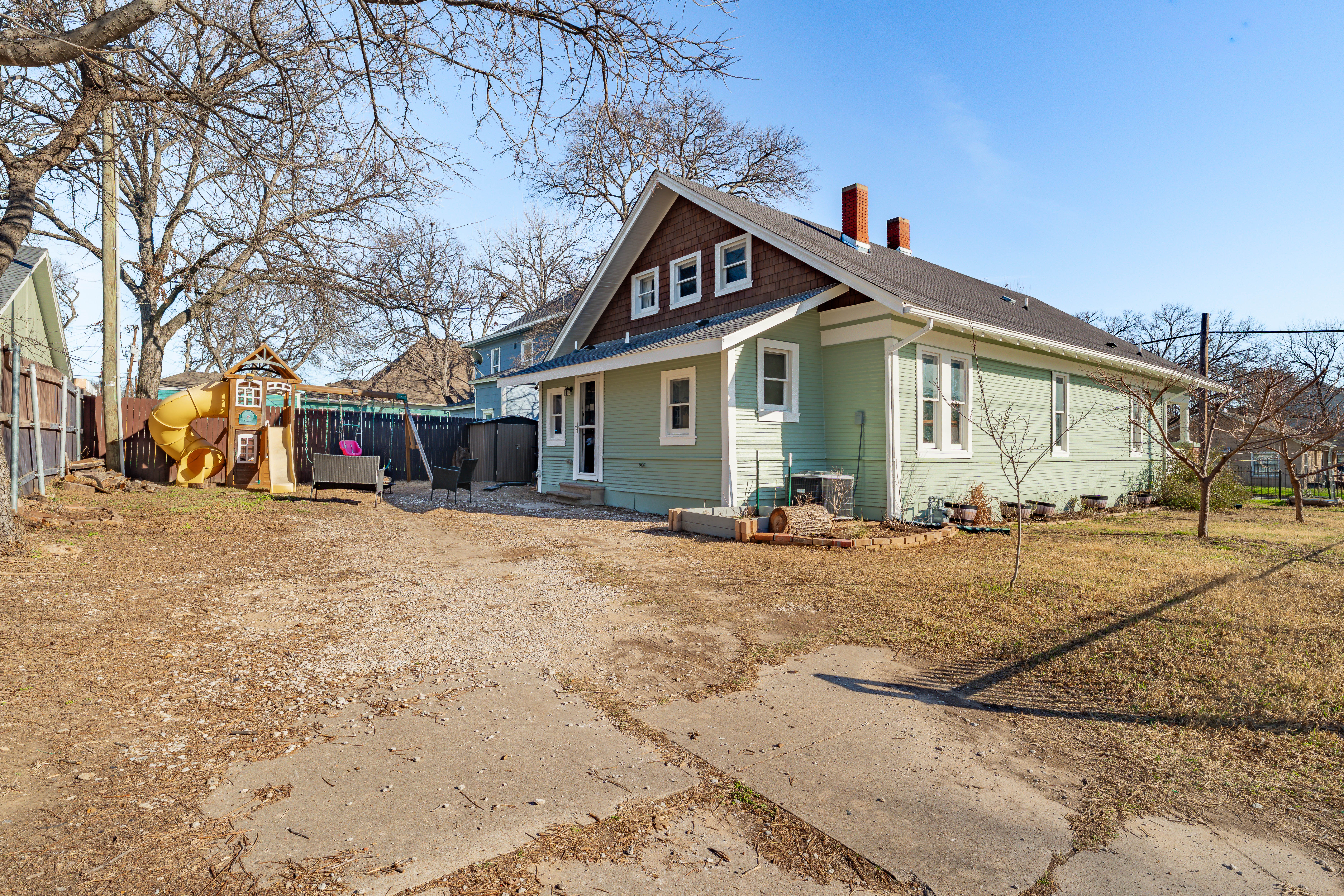 818 W Richmond Avenue Fort Worth TX 76110