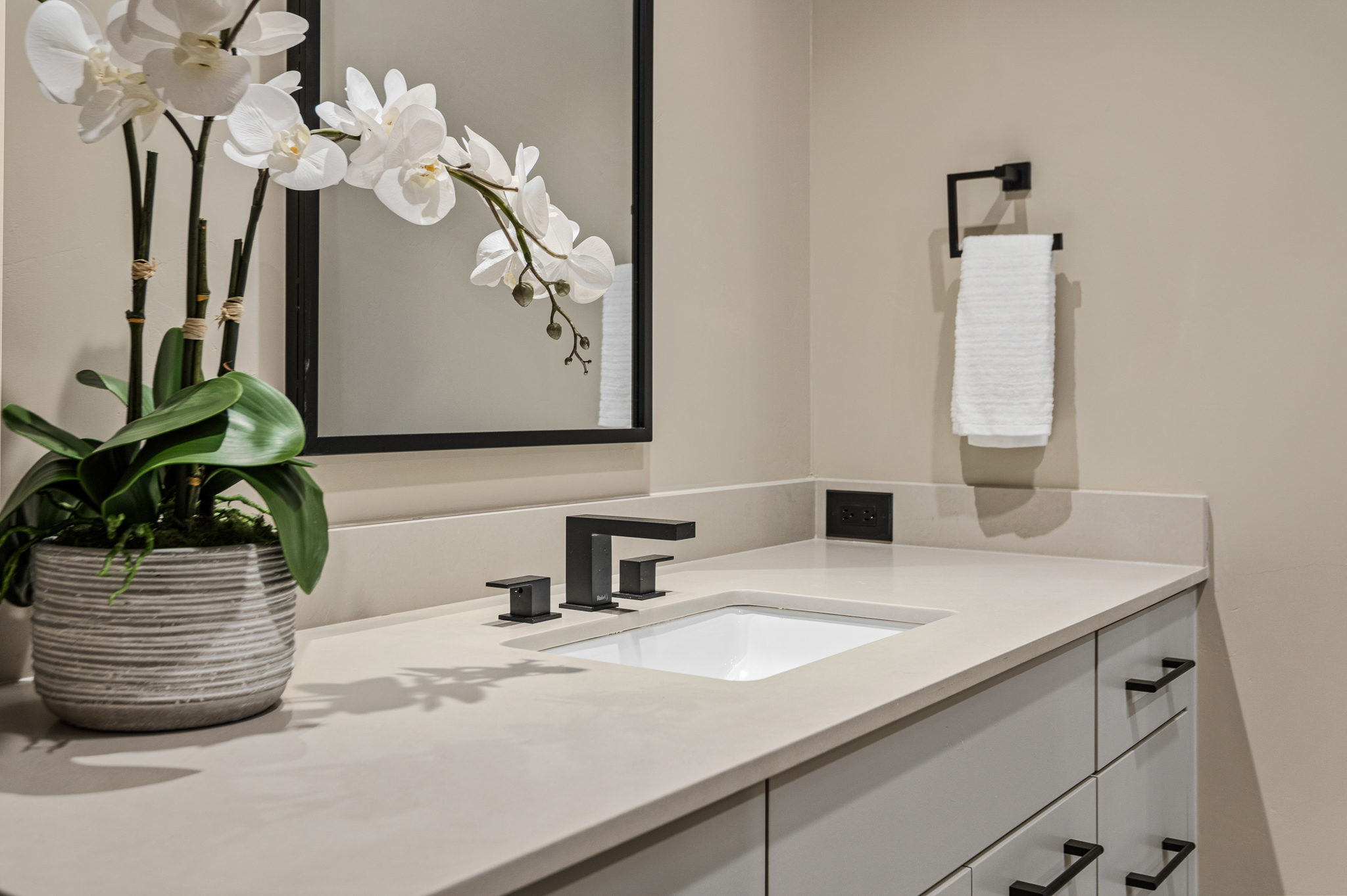 988 English Road Rockwall TX 75032