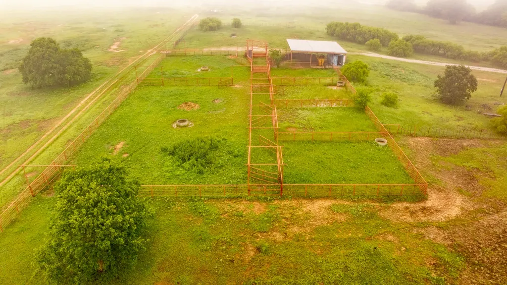 1501 Turpin Lake Road Poolville TX 76487