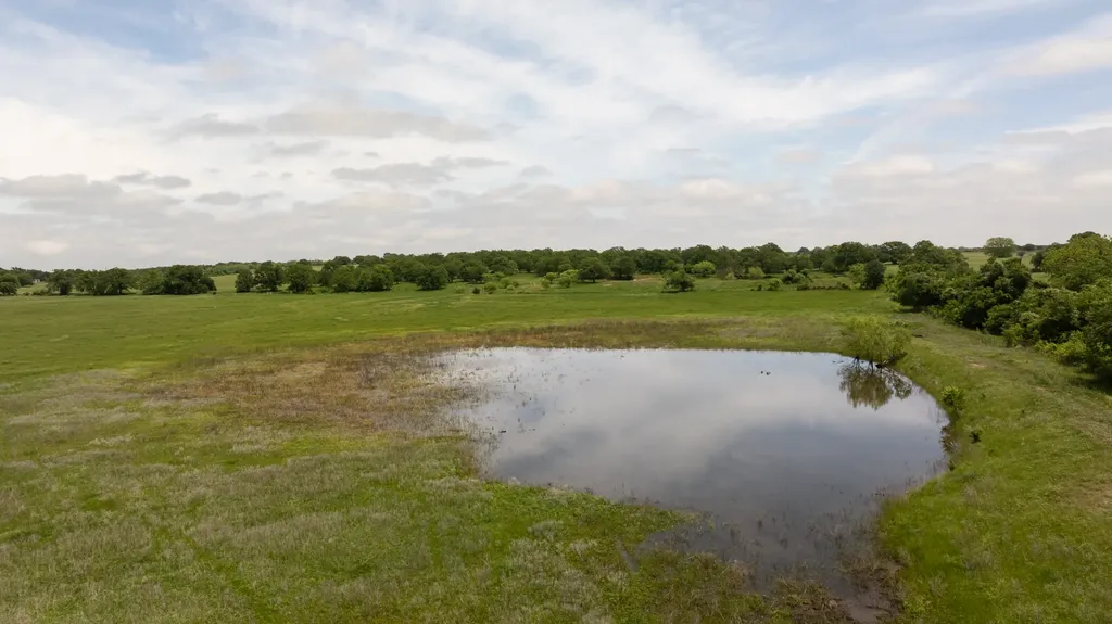 1501 Turpin Lake Road Poolville TX 76487