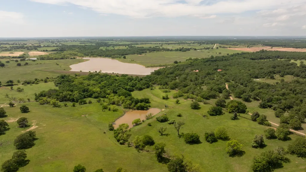 1501 Turpin Lake Road Poolville TX 76487