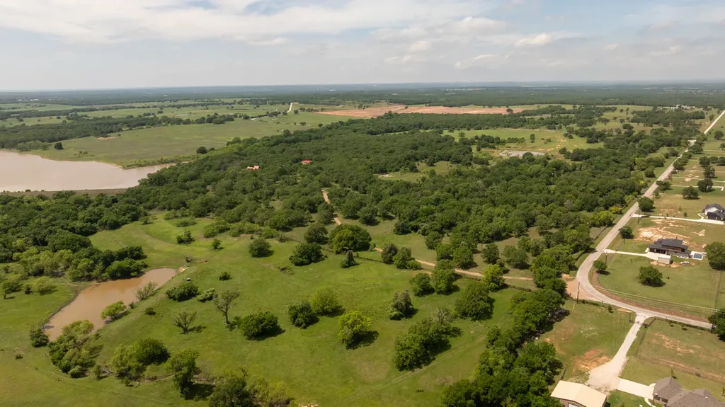 1501 Turpin Lake Road Poolville TX 76487