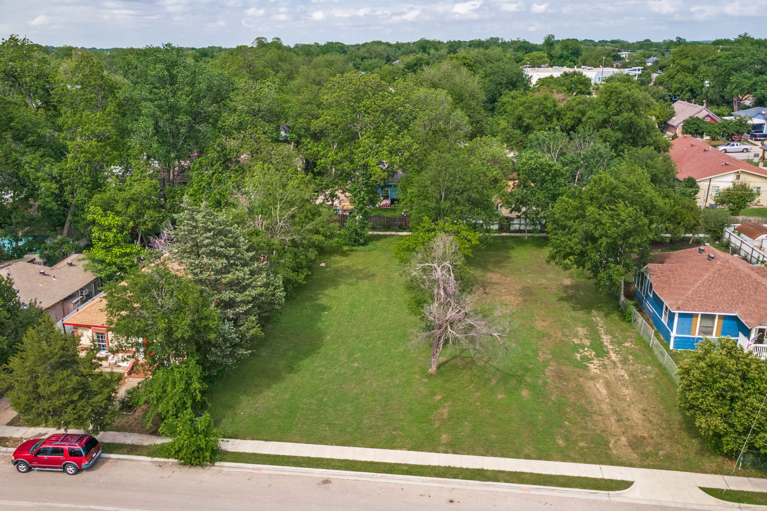 622 Parkview Avenue Dallas TX 75223