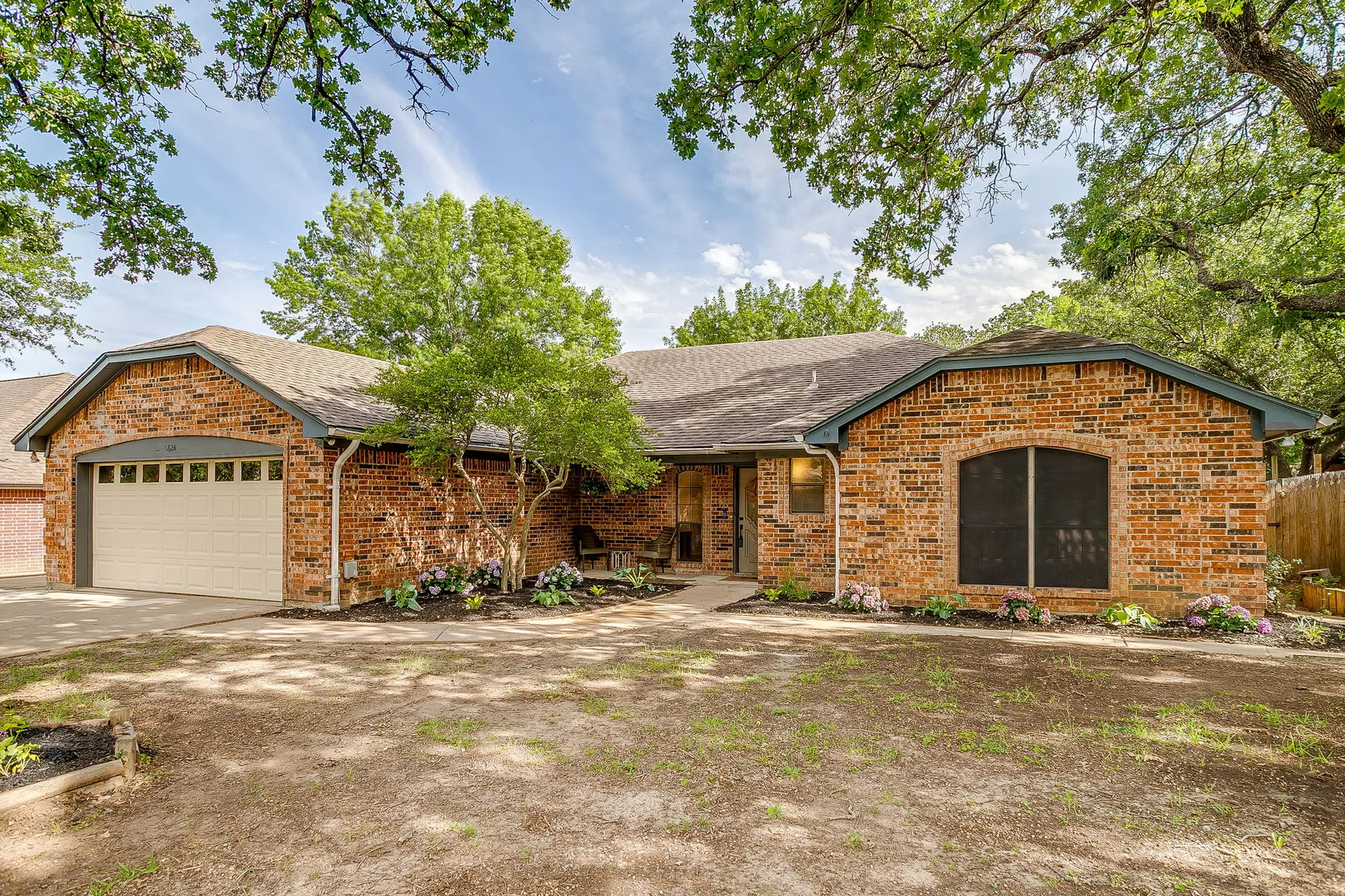 North Richland Hills TX, 6824 Ridgewood Drive