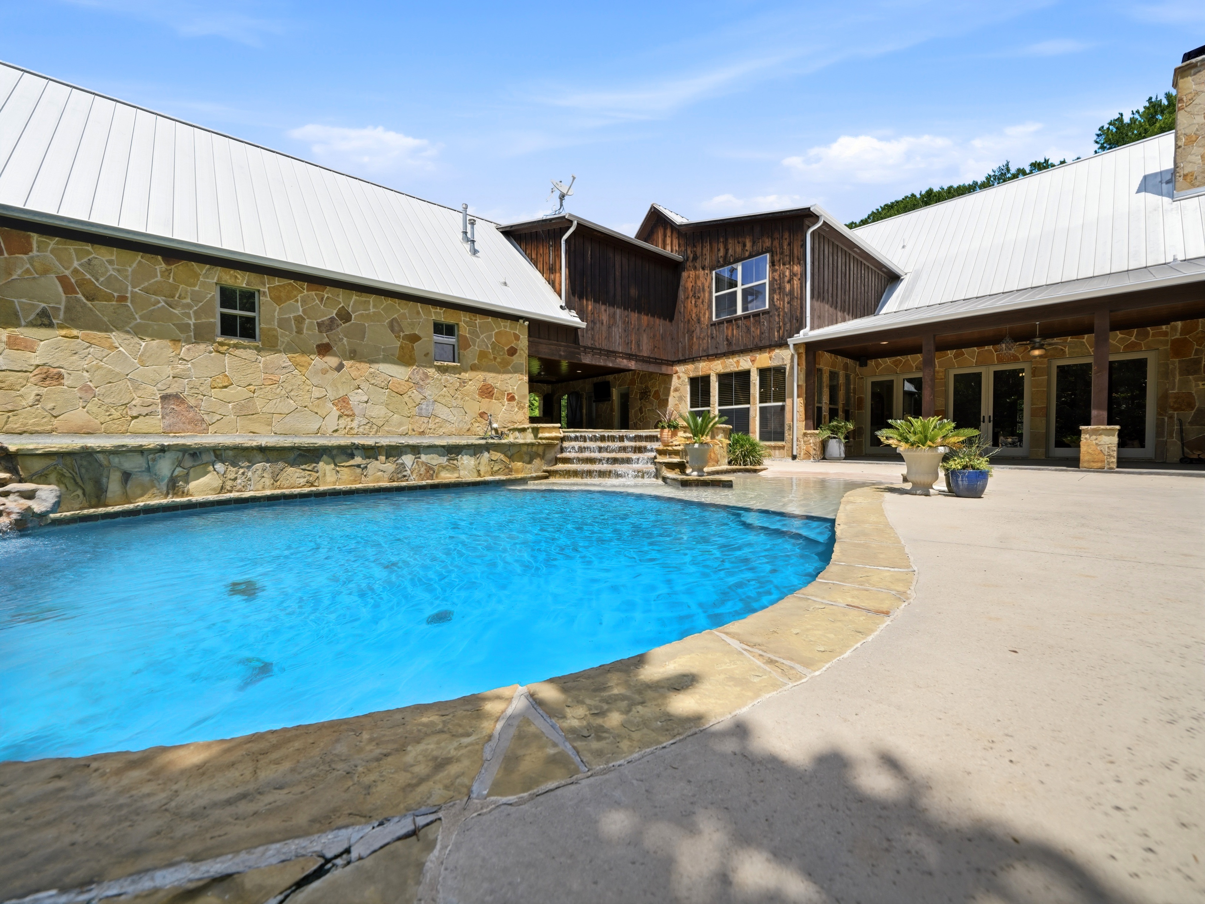 129 Trinity Bluffs Aledo TX 76008