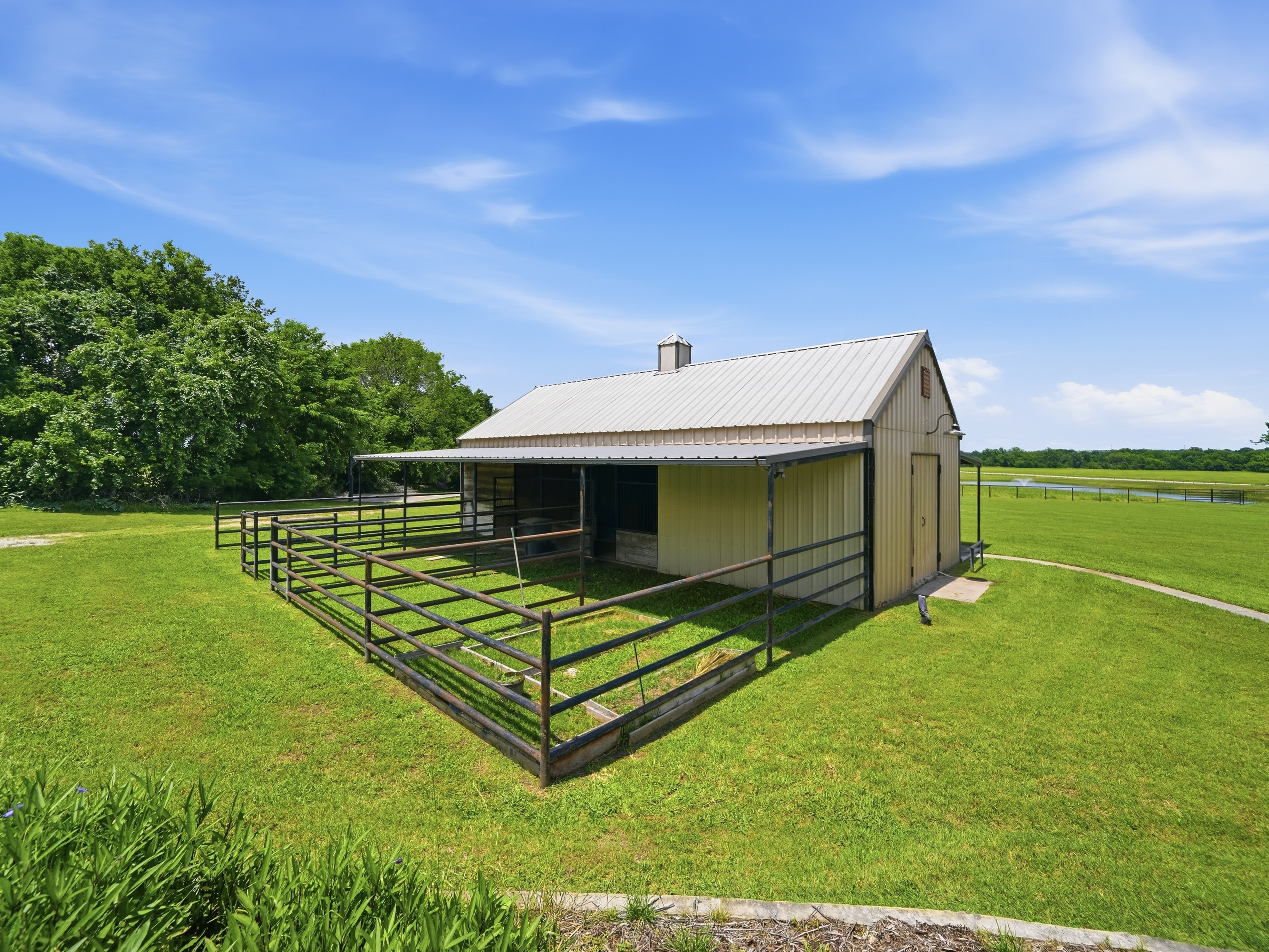 129 Trinity Bluffs Aledo TX 76008