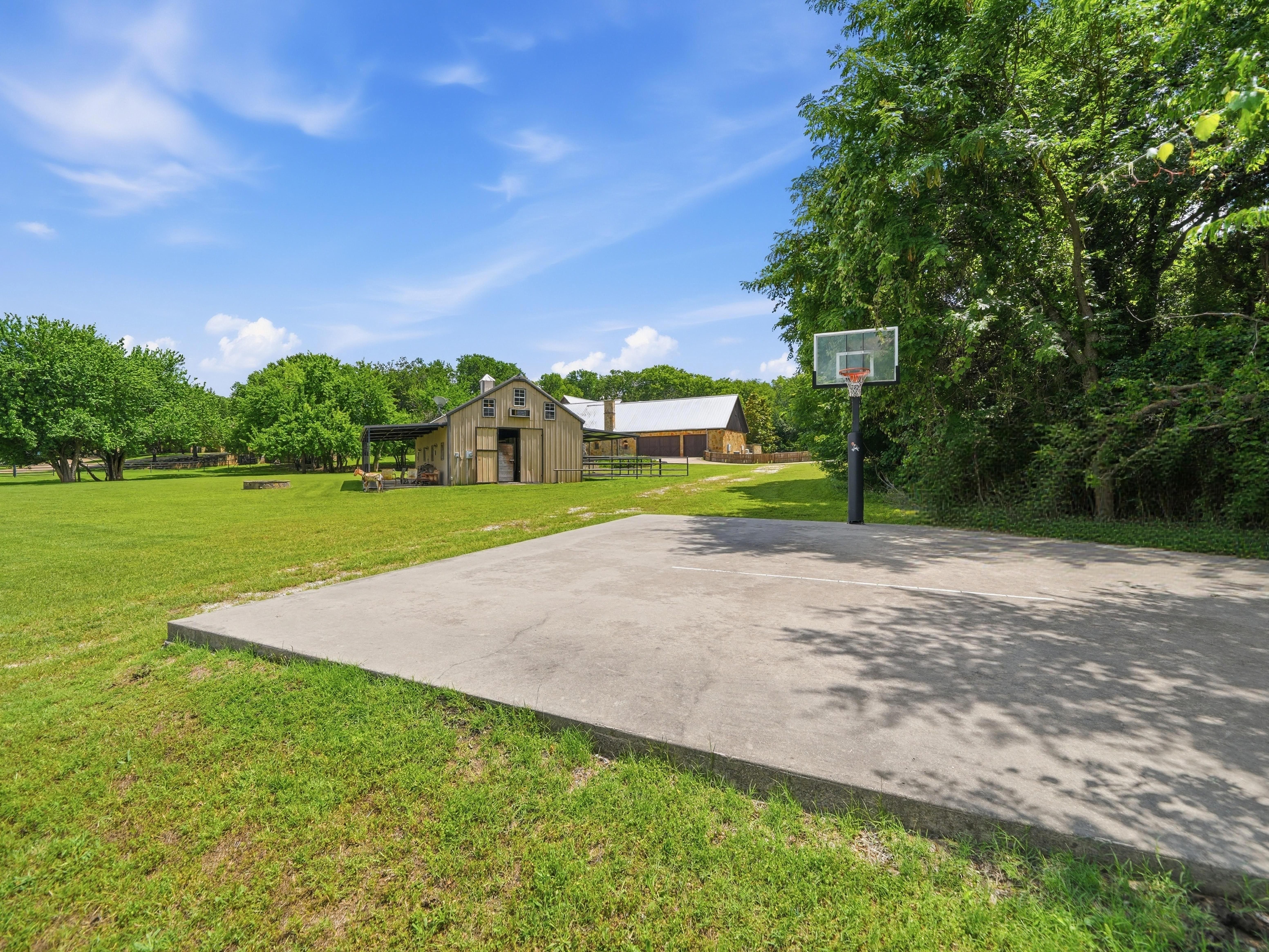 129 Trinity Bluffs Aledo TX 76008