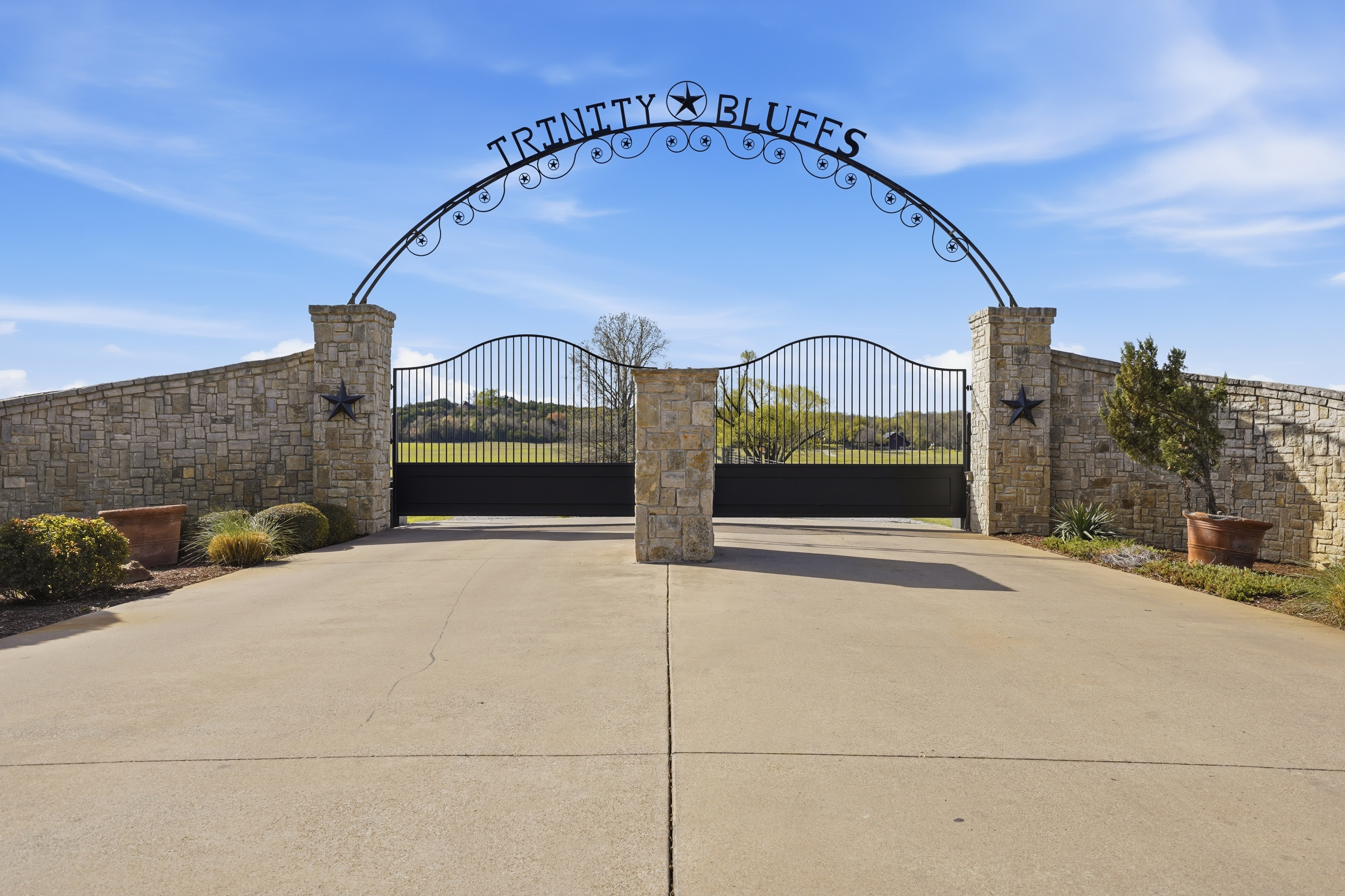 129 Trinity Bluffs Aledo TX 76008