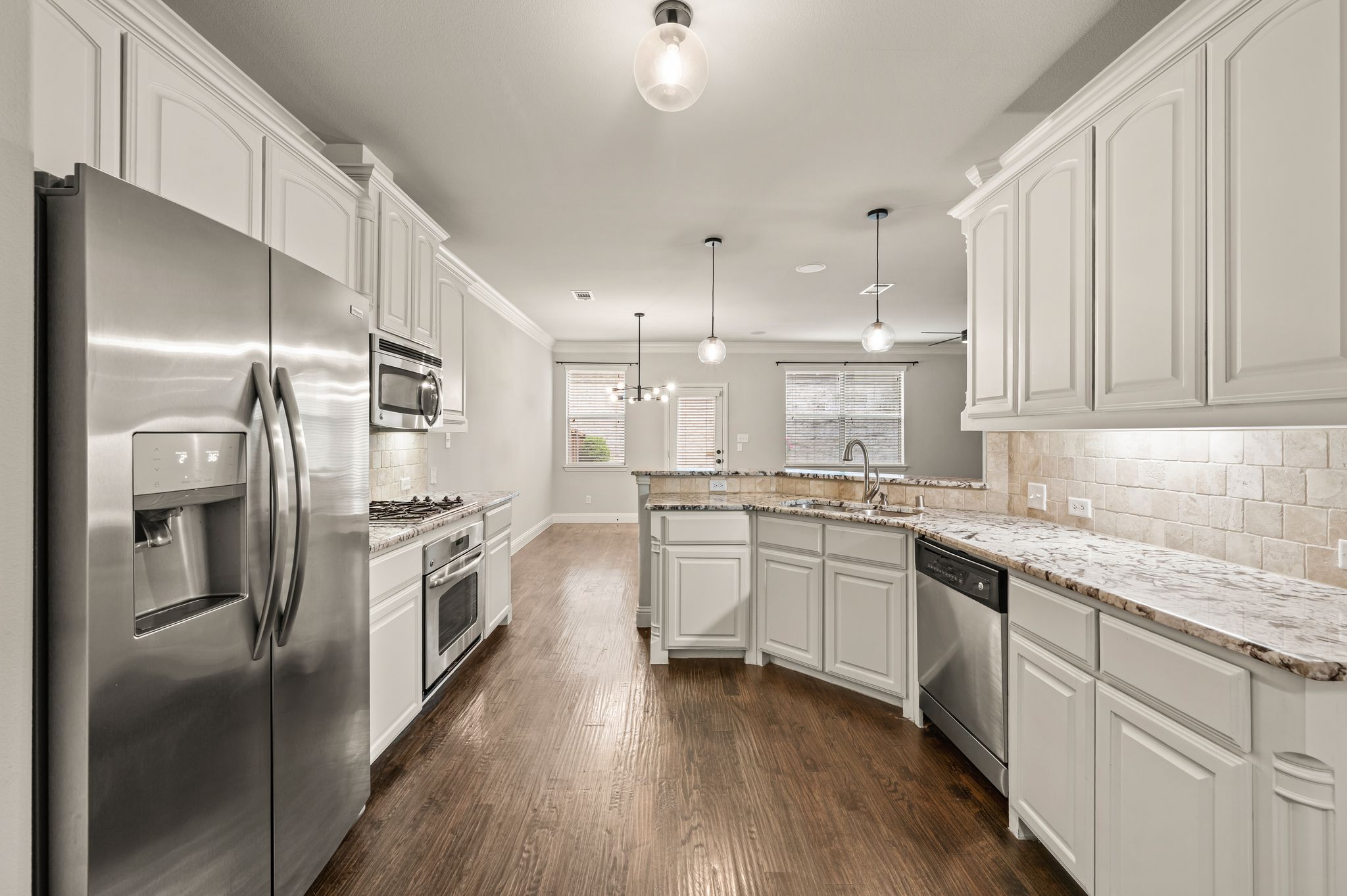 250 Churchill Loop Grapevine TX 76051
