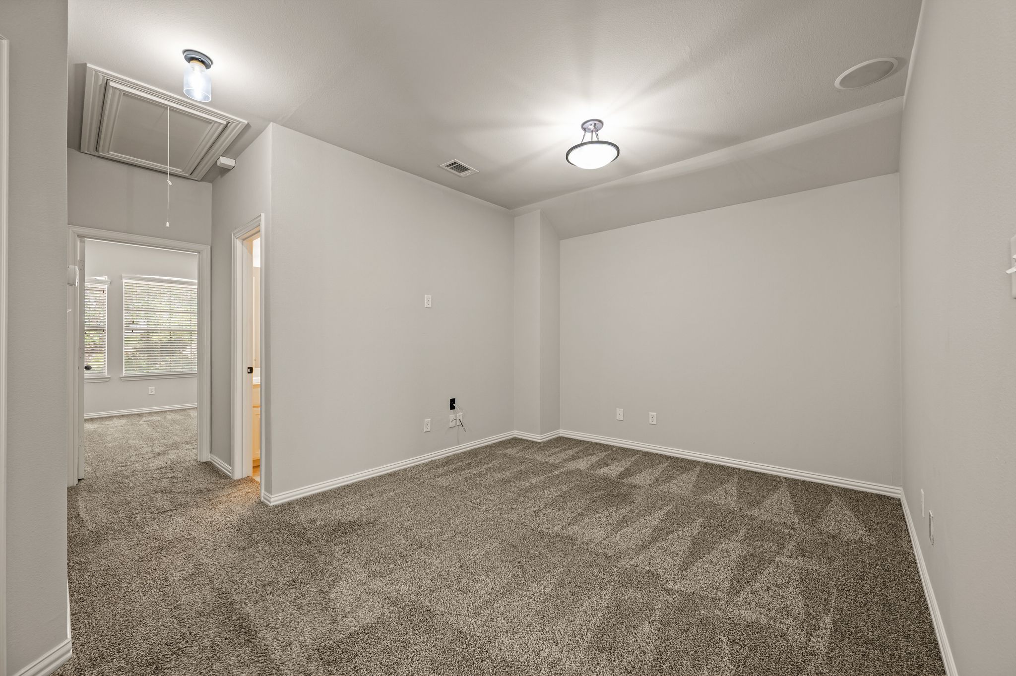 250 Churchill Loop Grapevine TX 76051