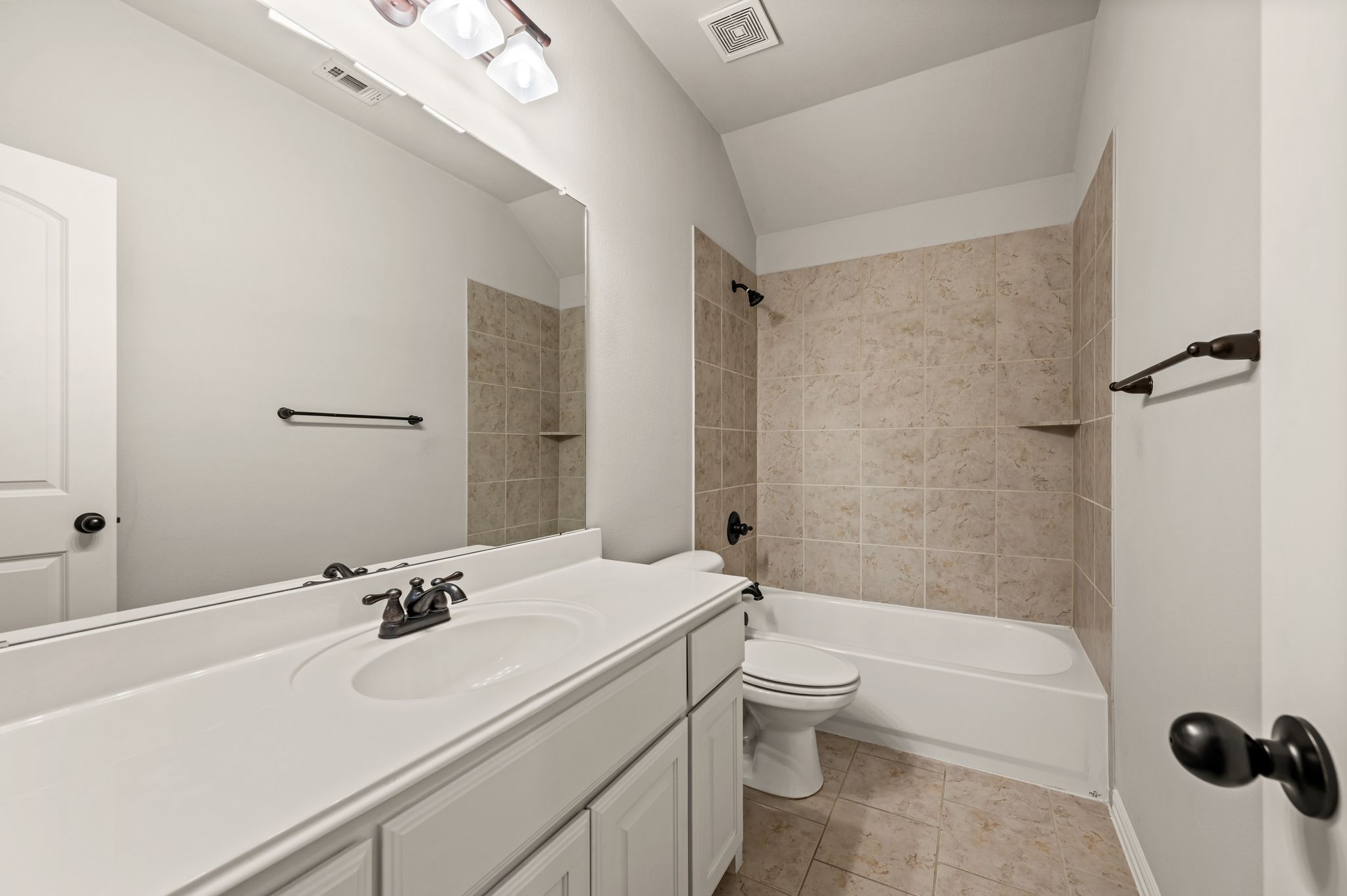 250 Churchill Loop Grapevine TX 76051