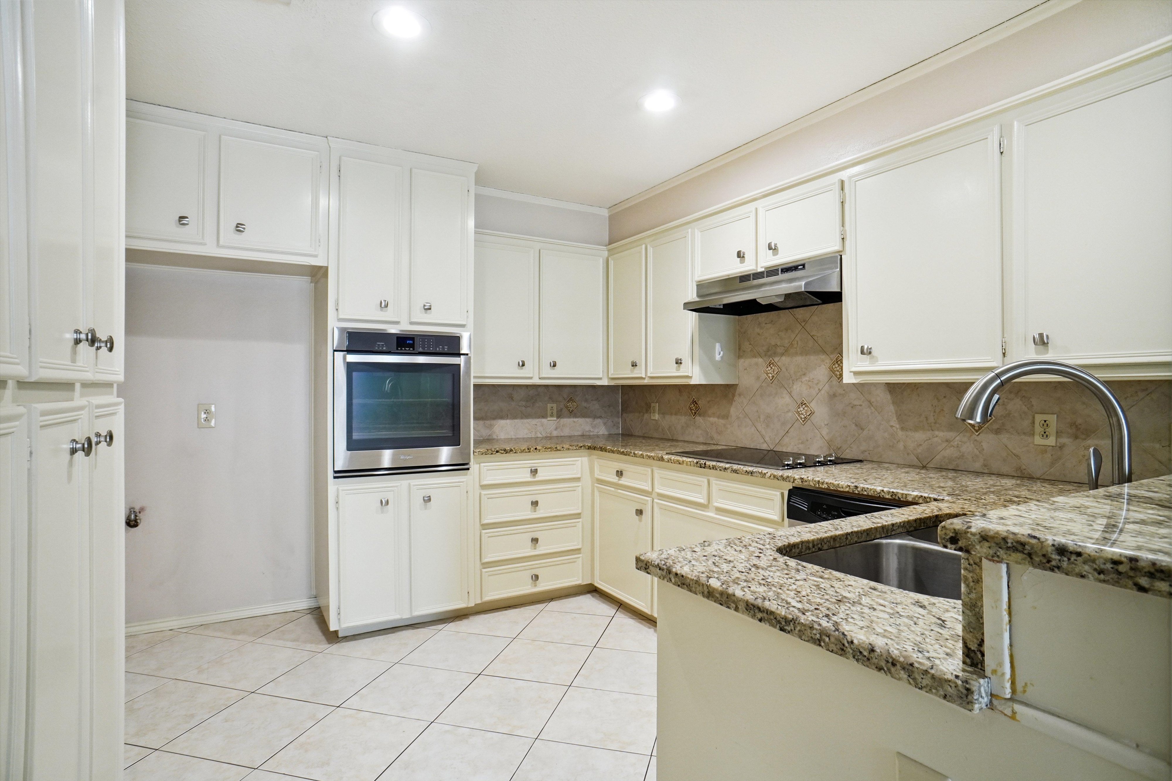 4857 Ledgestone Court Fort Worth TX 76132
