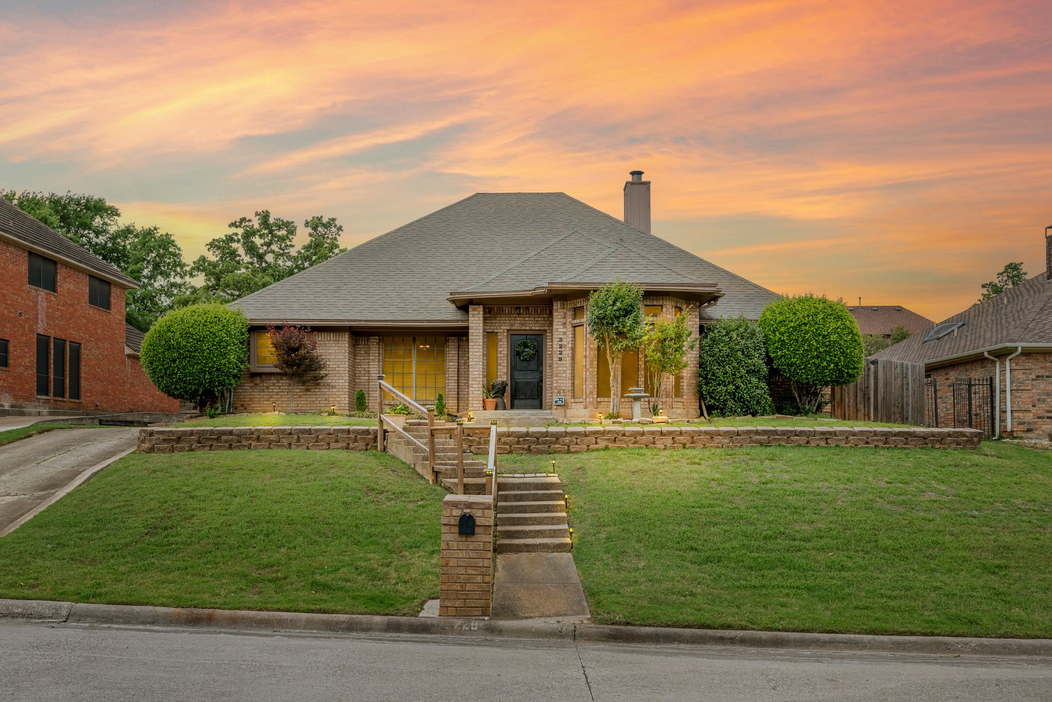 3229 David Drive Hurst TX 76054