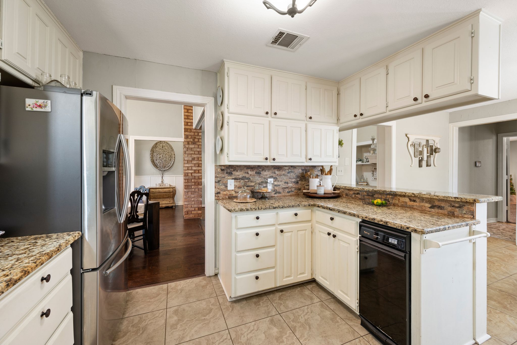 3229 David Drive Hurst TX 76054
