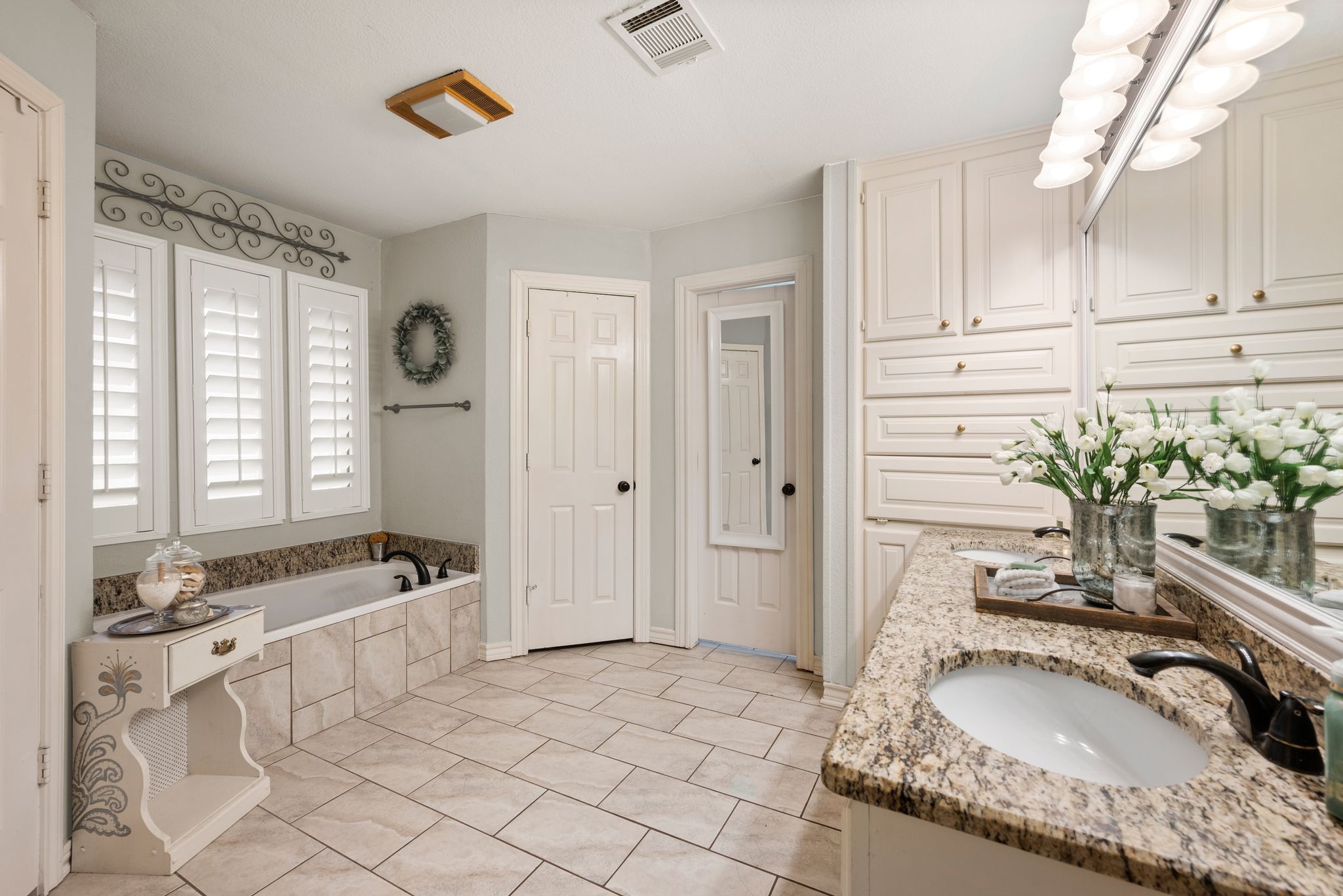 3229 David Drive Hurst TX 76054