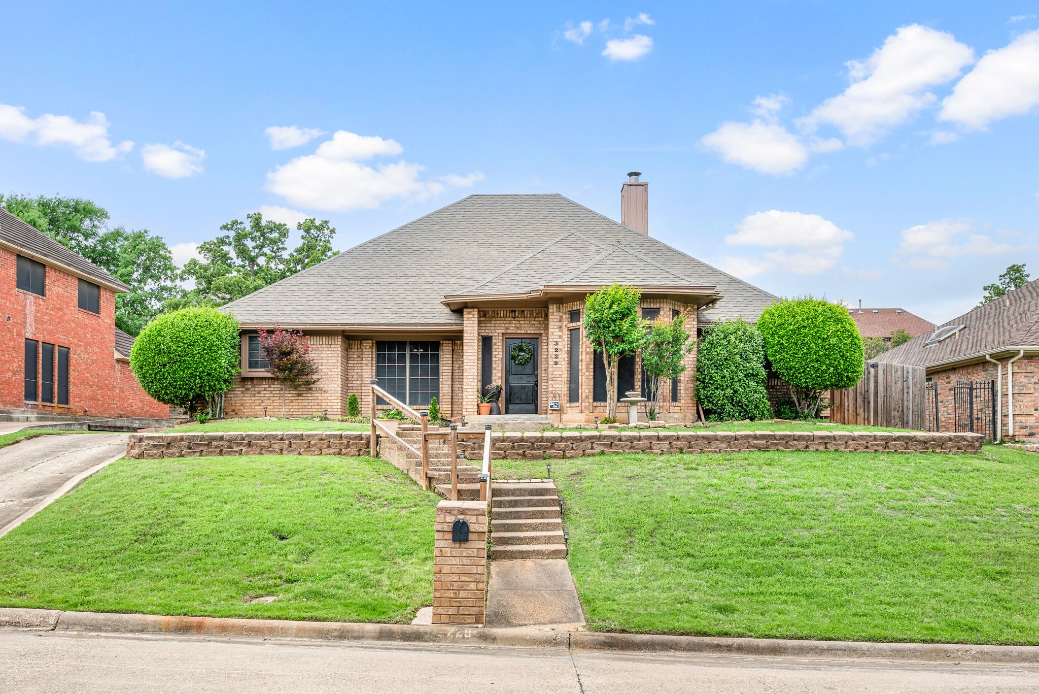3229 David Drive Hurst TX 76054