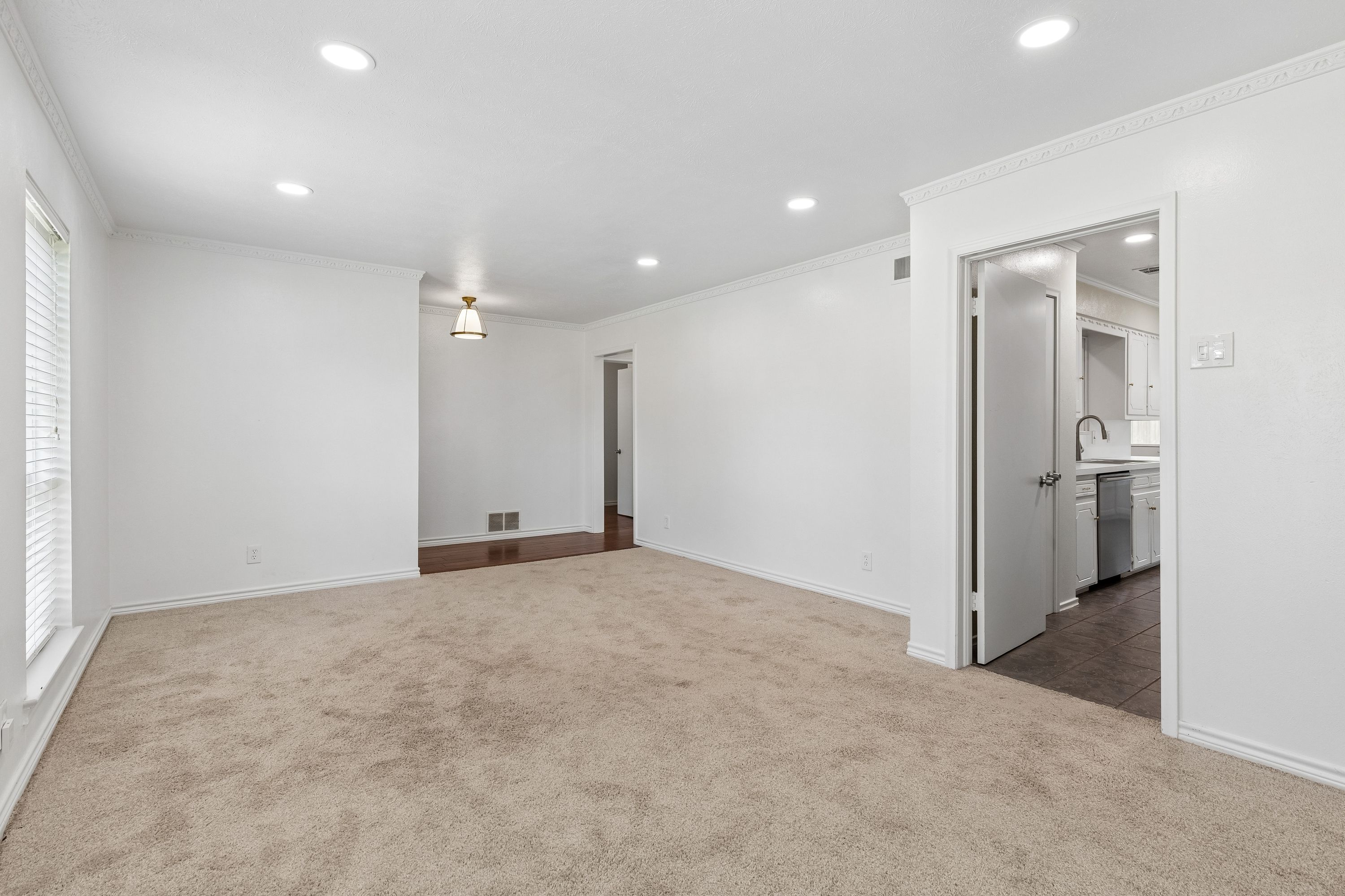 527 Twilight Trail Richardson TX 75080