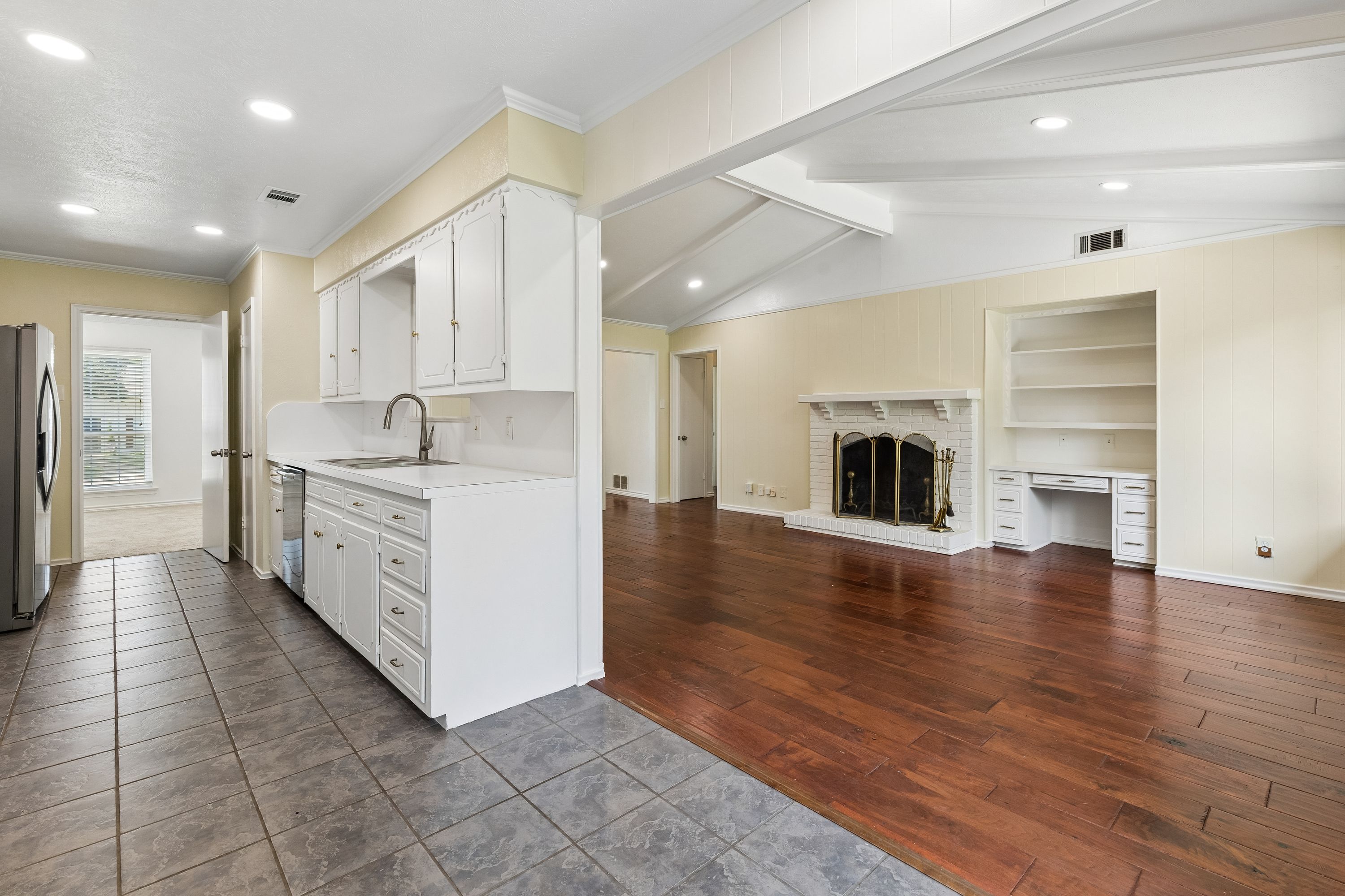 527 Twilight Trail Richardson TX 75080